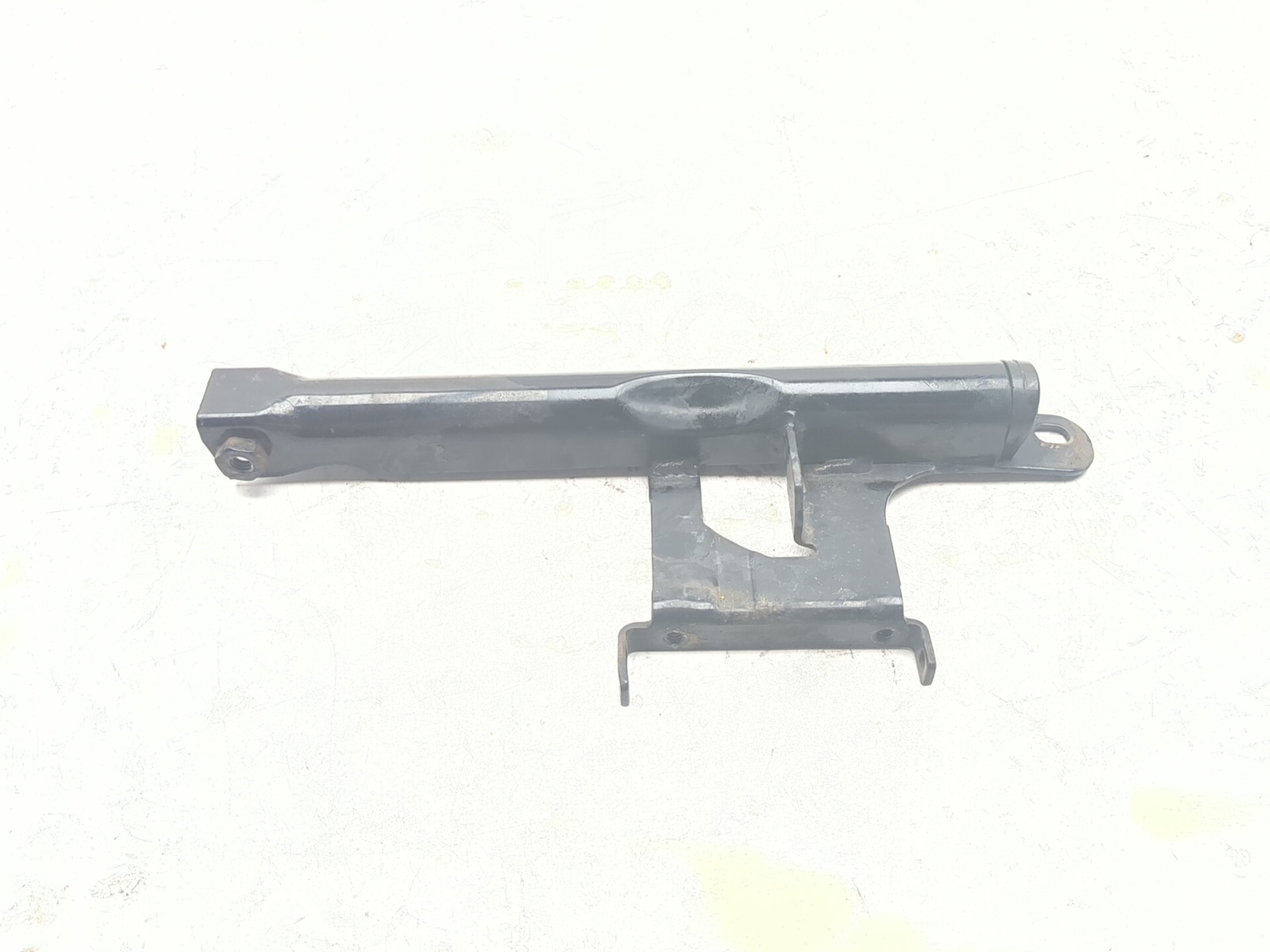 00-06 Harley Softail FXST Seat Support Bracket