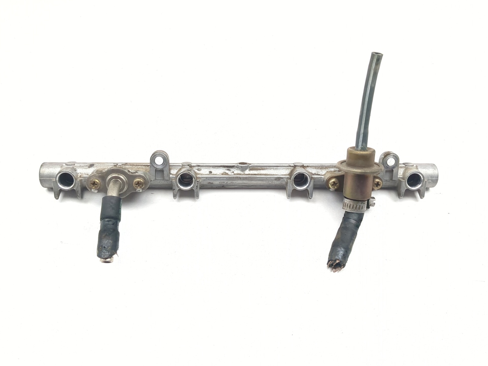 00-01 Kawasaki Ninja ZX1200 ZX12R Fuel Rail 49056-1055 - Sun Coast