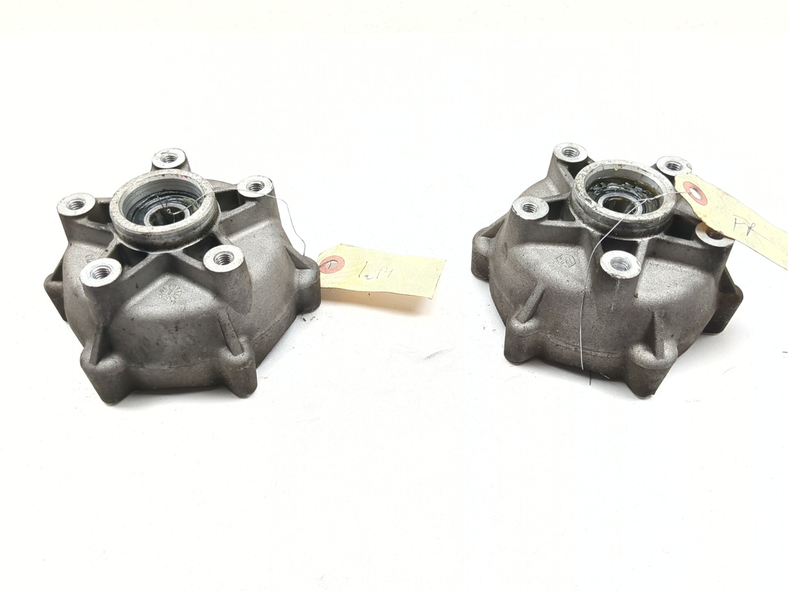 06-11 Piaggio MP3 250 Front Left Right Wheel Hub Rim Set