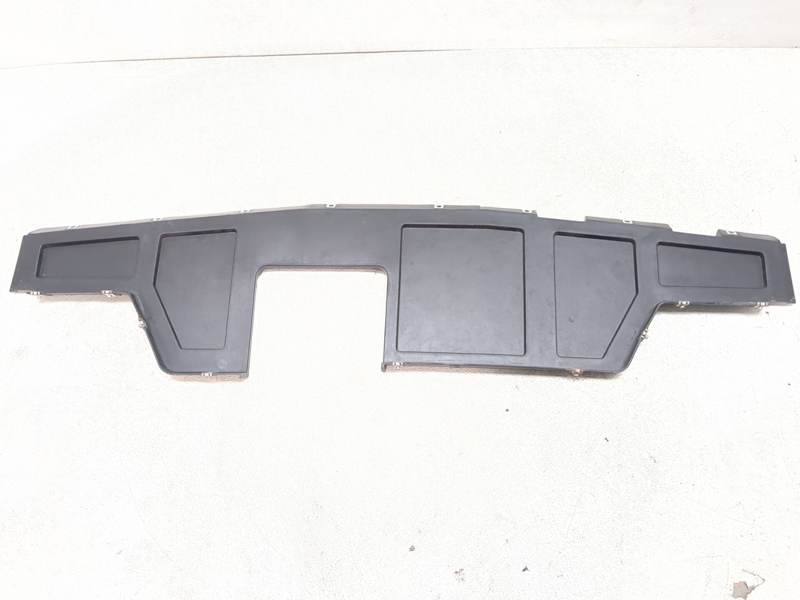 20-25 Massimo T-Boss 410 Upper Center Mudguard 27161
