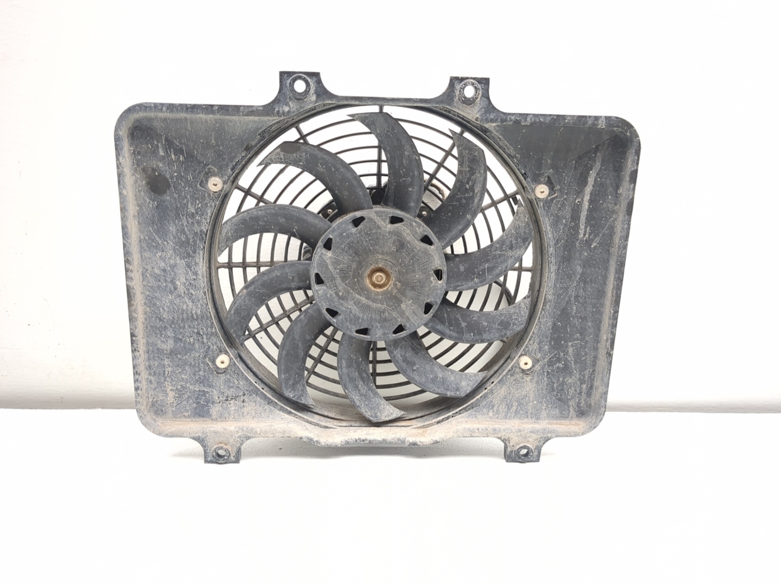 17-26 Kawasaki Mule 4010 KAF620 4x4 Front Radiator Fan Assembly