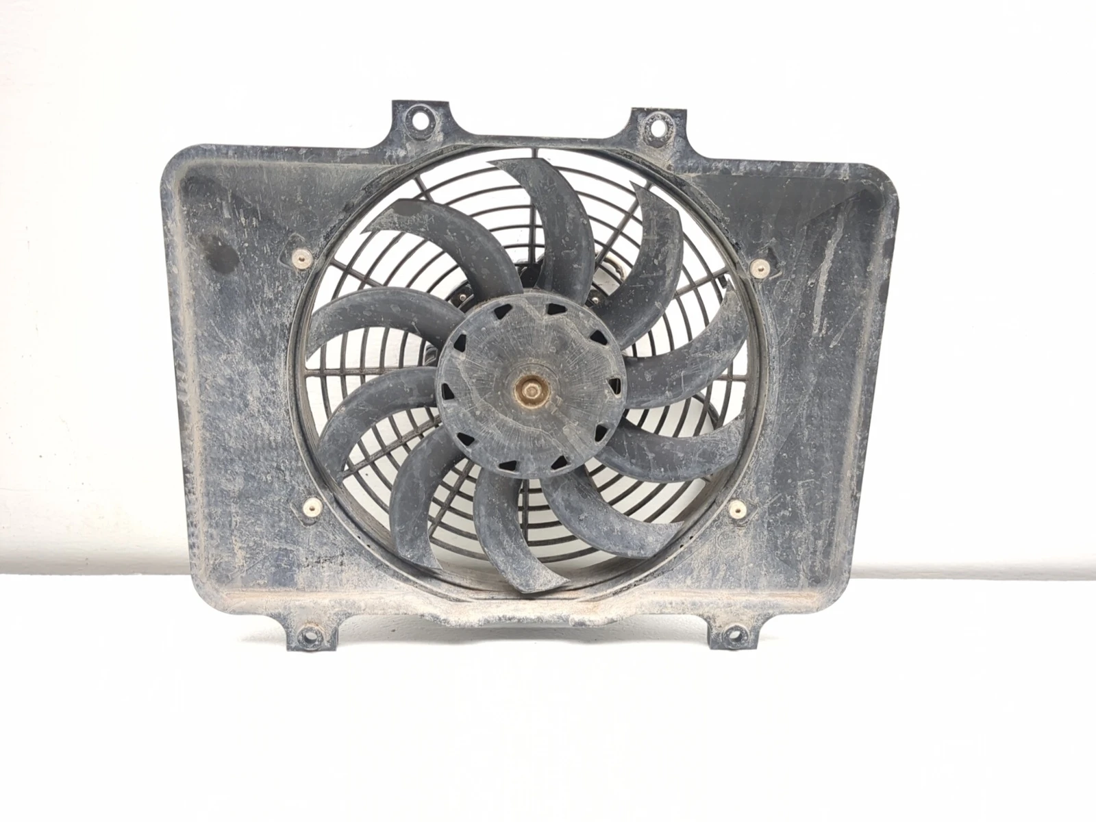17-26 Kawasaki Mule 4010 KAF620 4x4 Front Radiator Fan Assembly 59502-0570