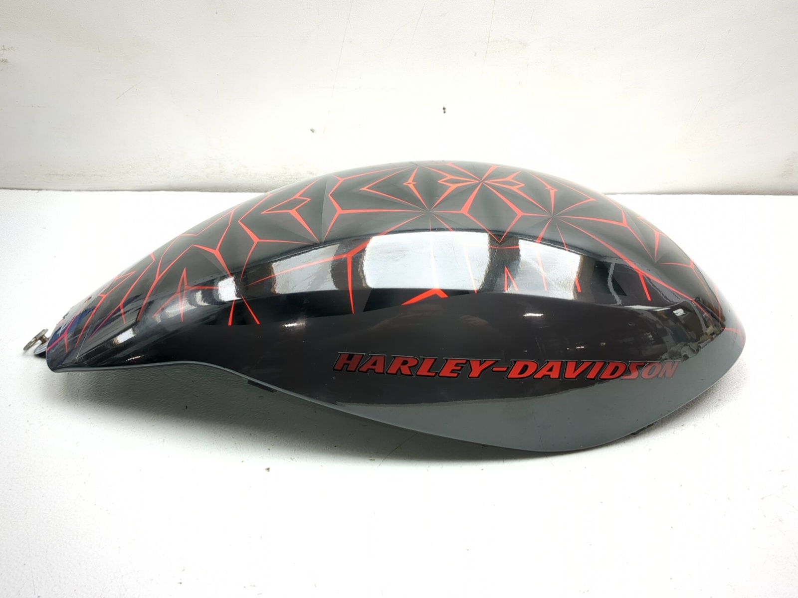 12-17 Harley-Davidson NIGHT ROD VRSCDX Upper Airbox Cover 66154