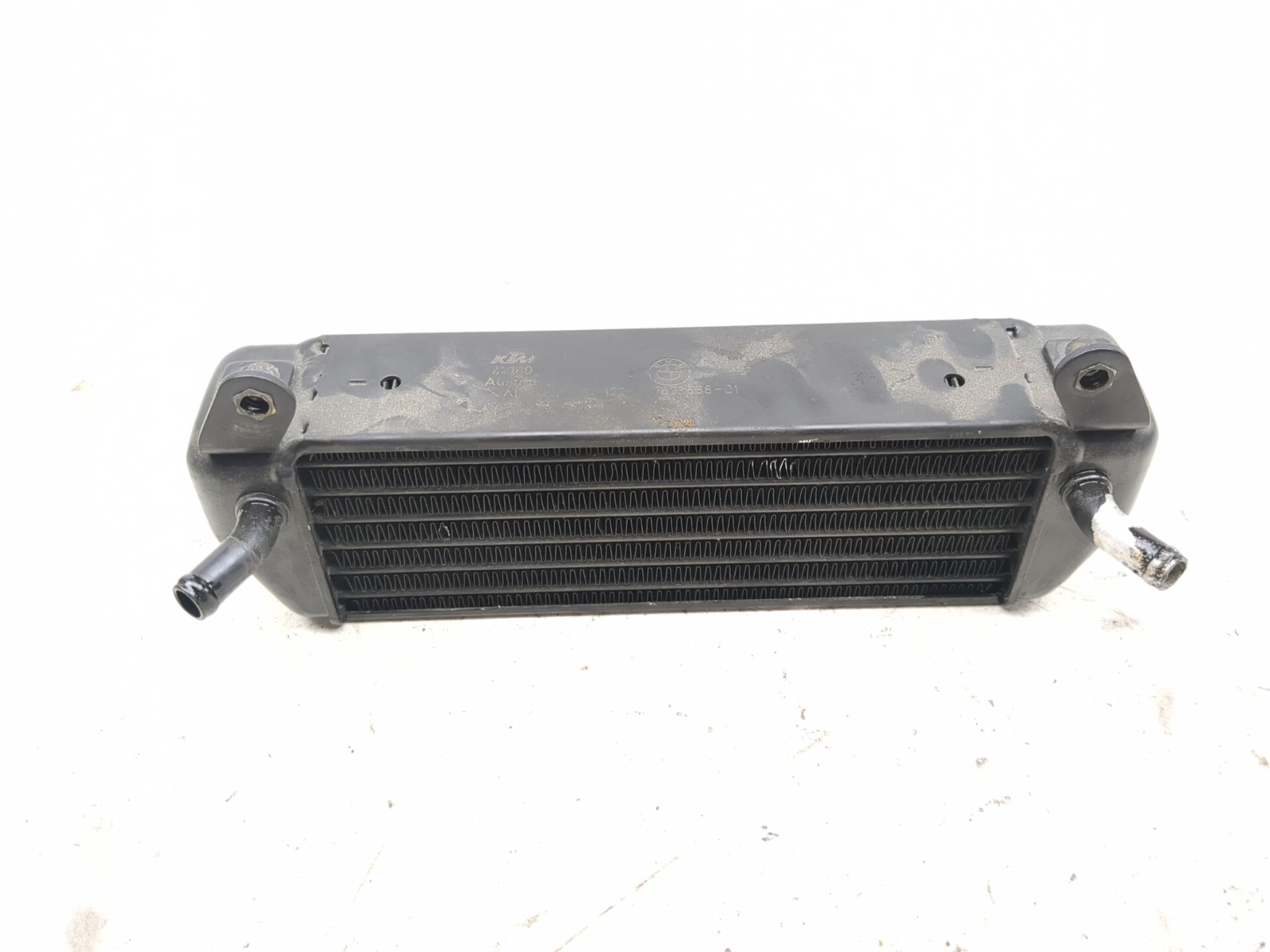 04-09 BMW R1200GS Front Oil Cooler 17217673668
