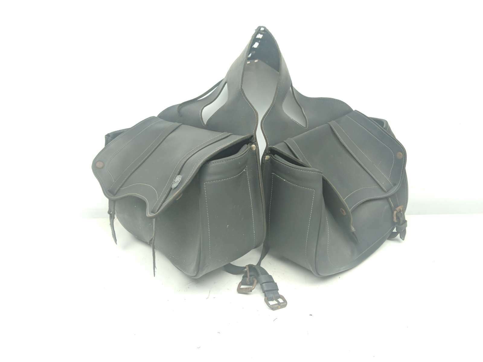 08 Kawasaki VN1600 Vulcan 1600 Classic Saddle Bag Luggage Case
