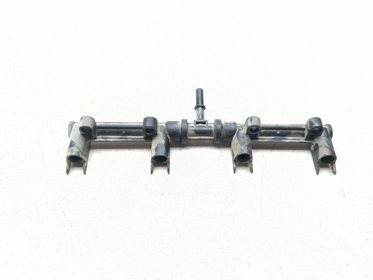 24 25 Honda CBR650R Gas Fuel Injector Rail