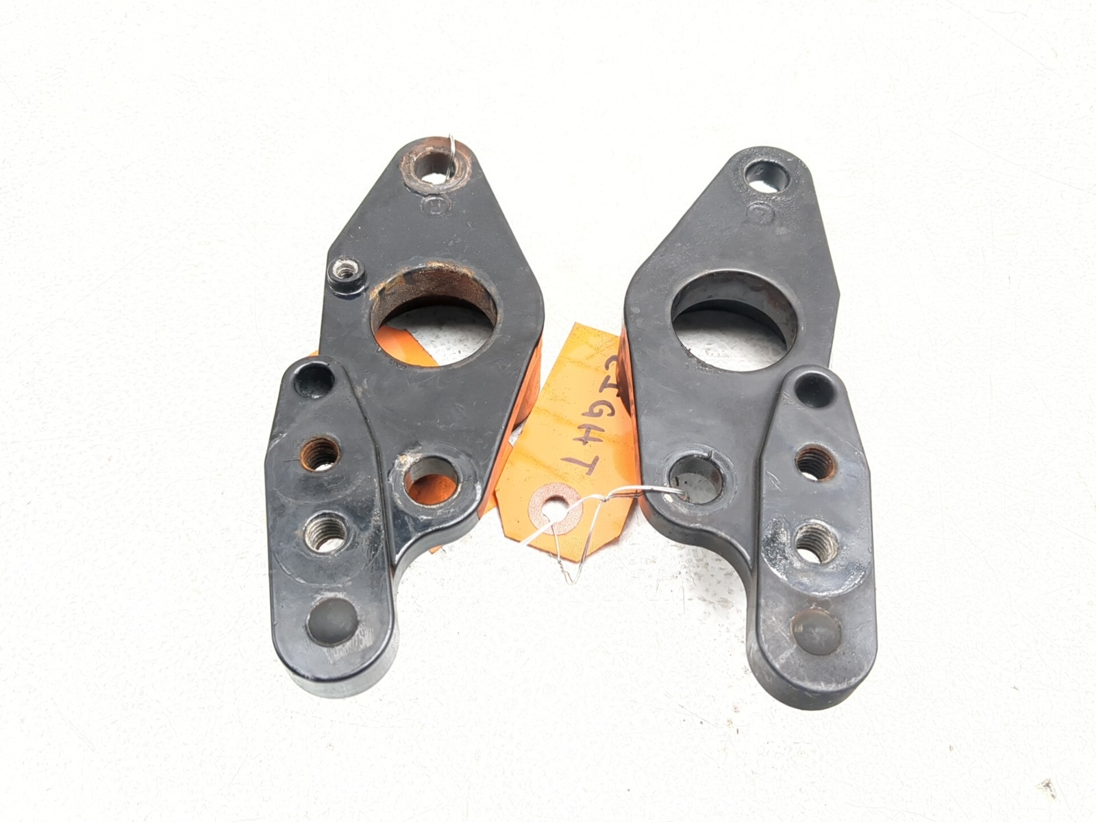 ワーク 06-13 Harley Street Glide Passenger Floorboard Support Bracket Set