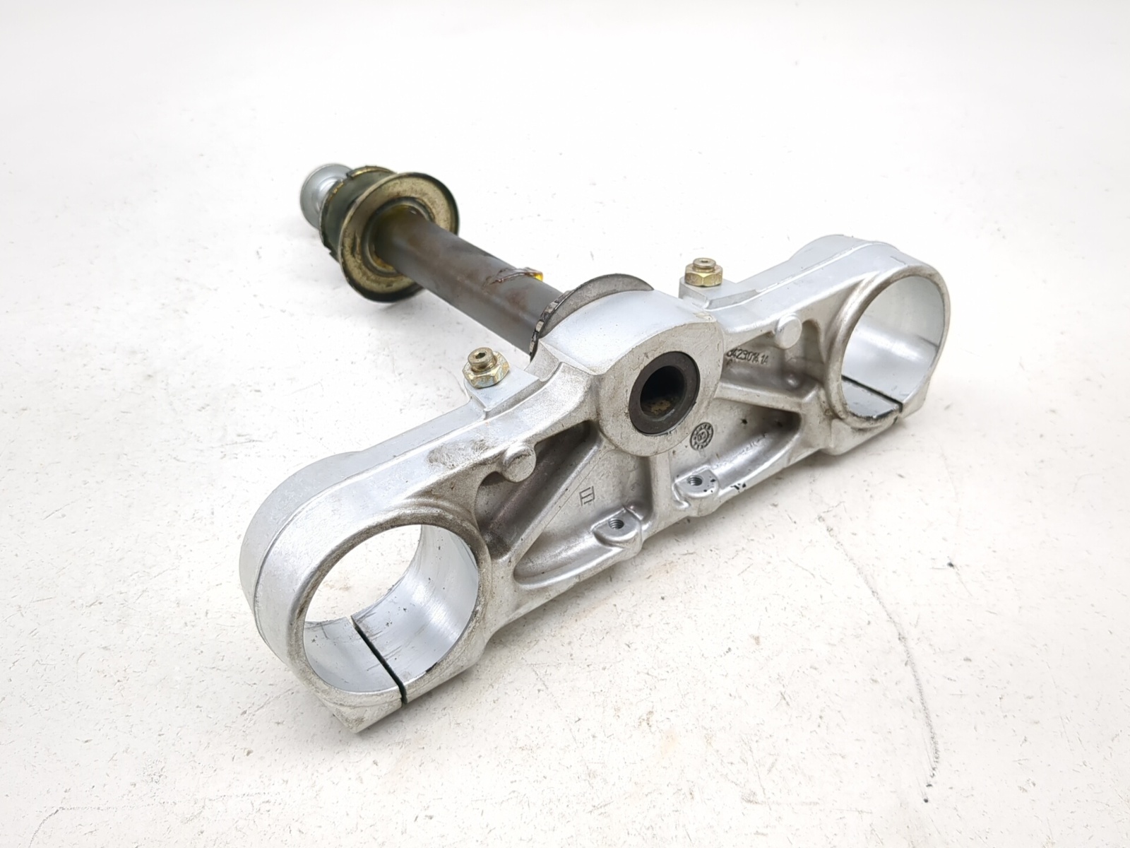 96-01 Ducati Monster 750 M750 Front Lower Triple Tree Stem Clamp 34230141A