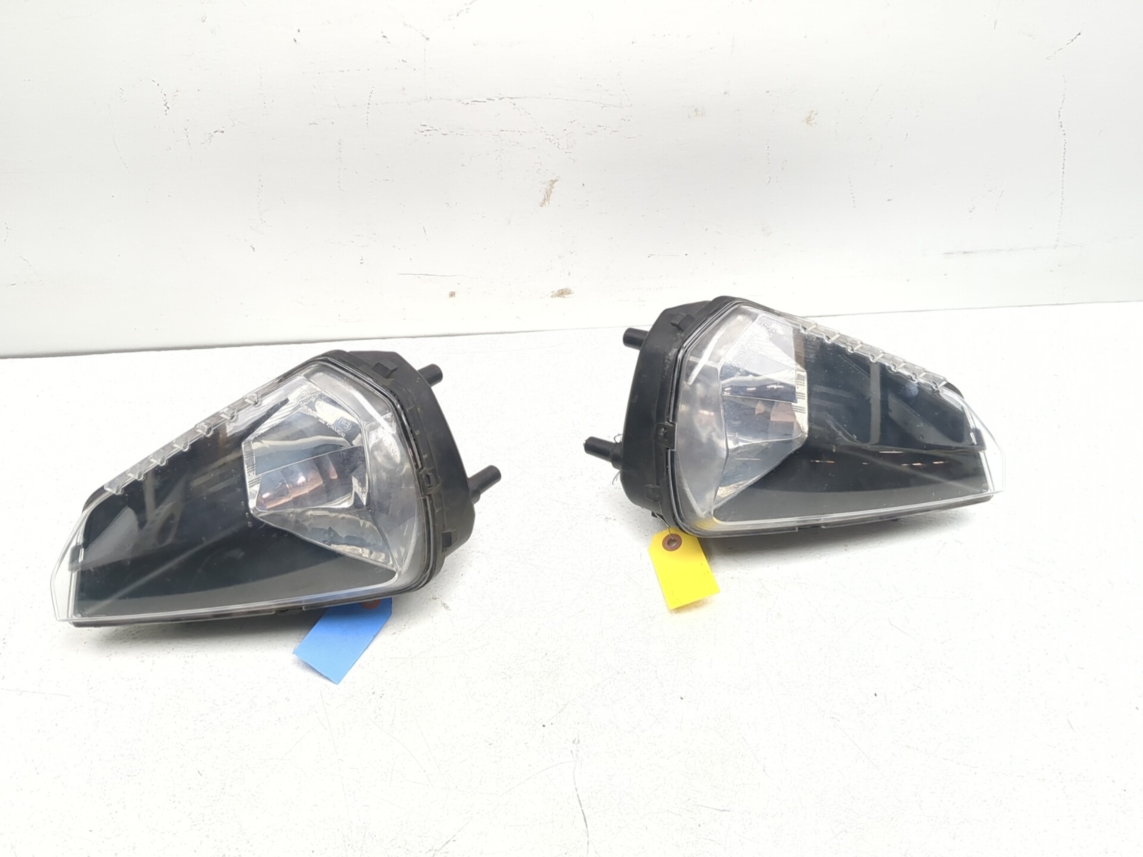 22-25 Can Am Ryker 900 Sport Front Left Right Headlight Set 710005637 710005636