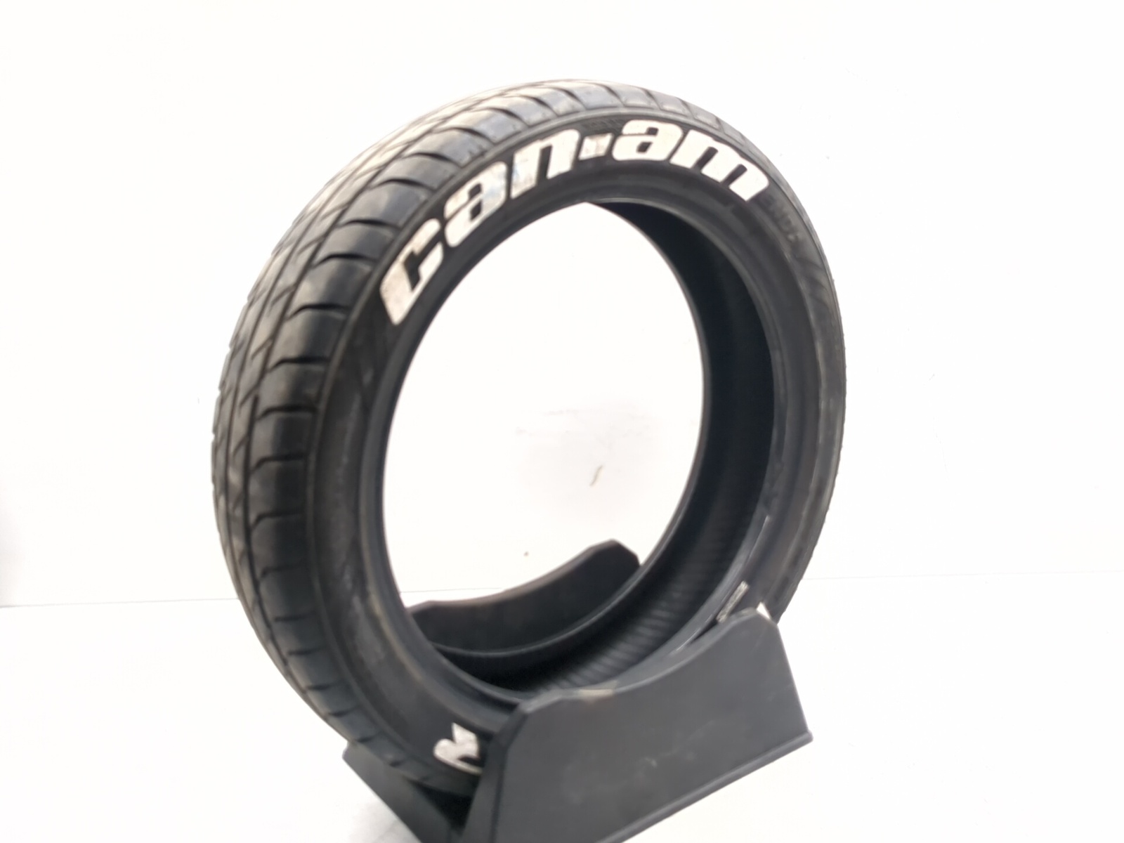 Kenda KR390-D2 Front Tire 145/60R16