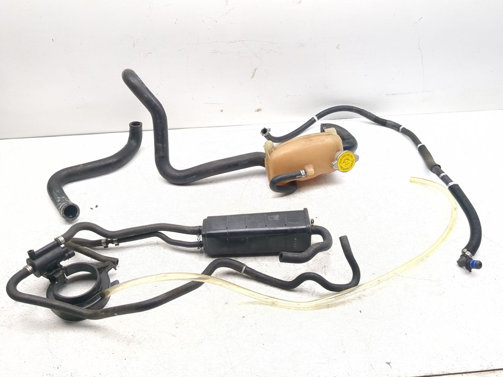 22-25 Can Am Ryker 900 Sport Front Coolant Expansion Tank 709200963