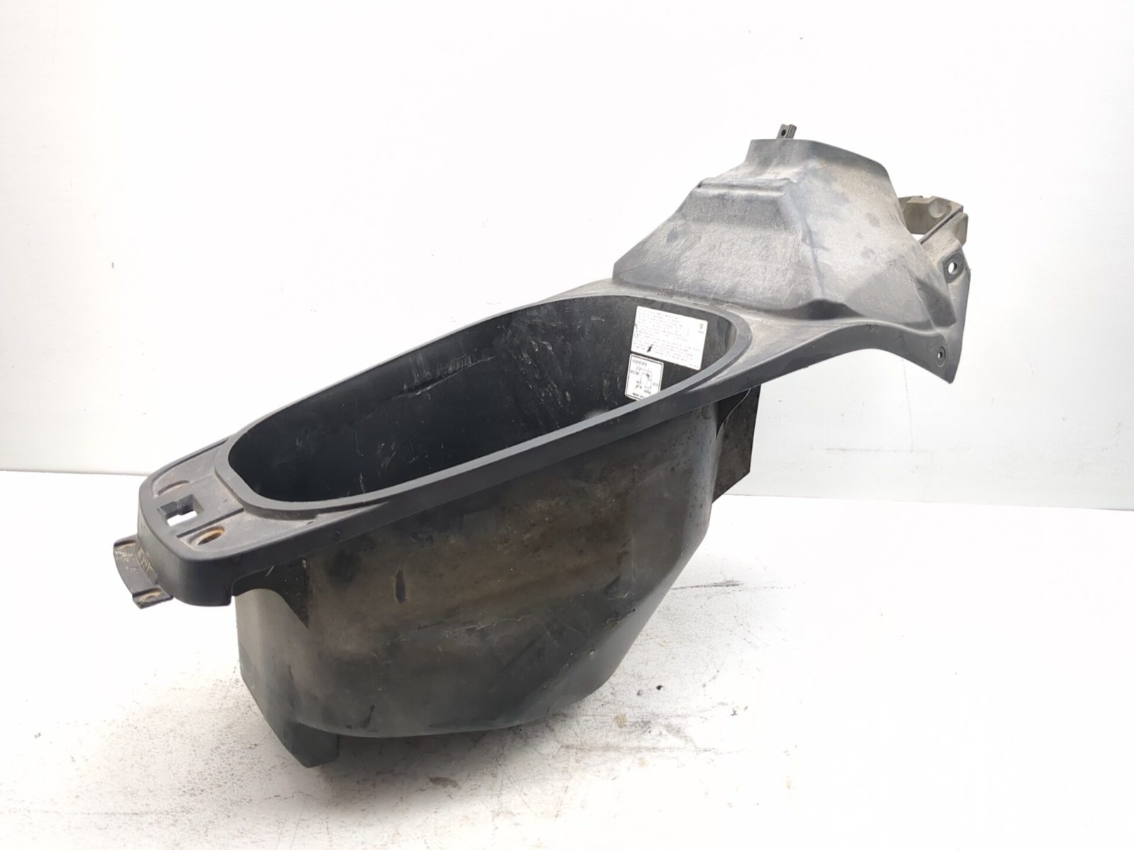 09-15 Yamaha Zuma YW125 Under Seat Storage Box 5S9-F473R-00-00 09-15 Yamaha Zuma YW125 Under Seat Storage Box 5S9-F473R-00-00
