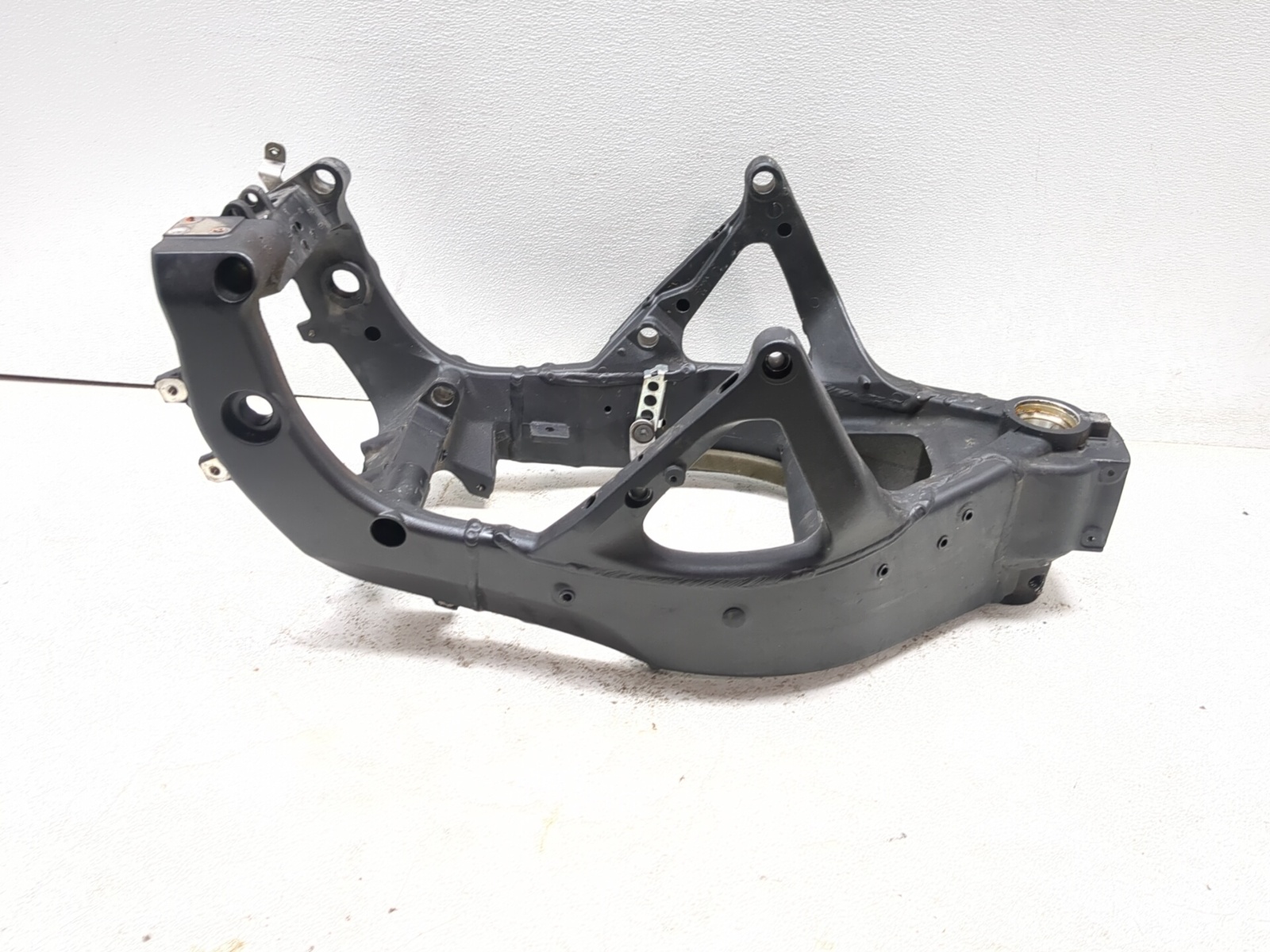 06-08 Yamaha YZF-R6R YZF R6 Main Frame Chassis STRAIGHT CLN 2C0