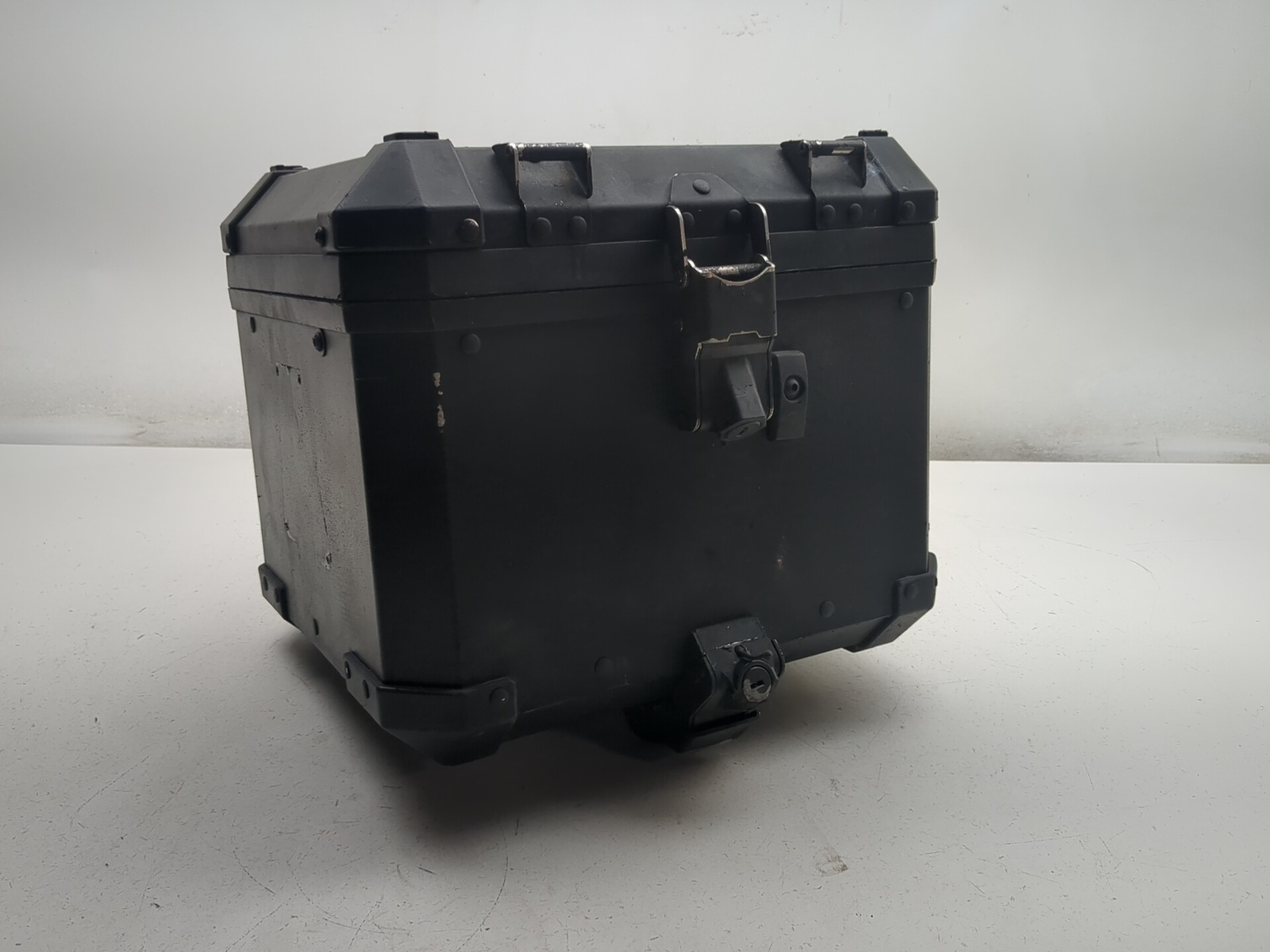 13-18 BMW F800GS Adventure Rear Top Case 77438566446 - Sun Coast