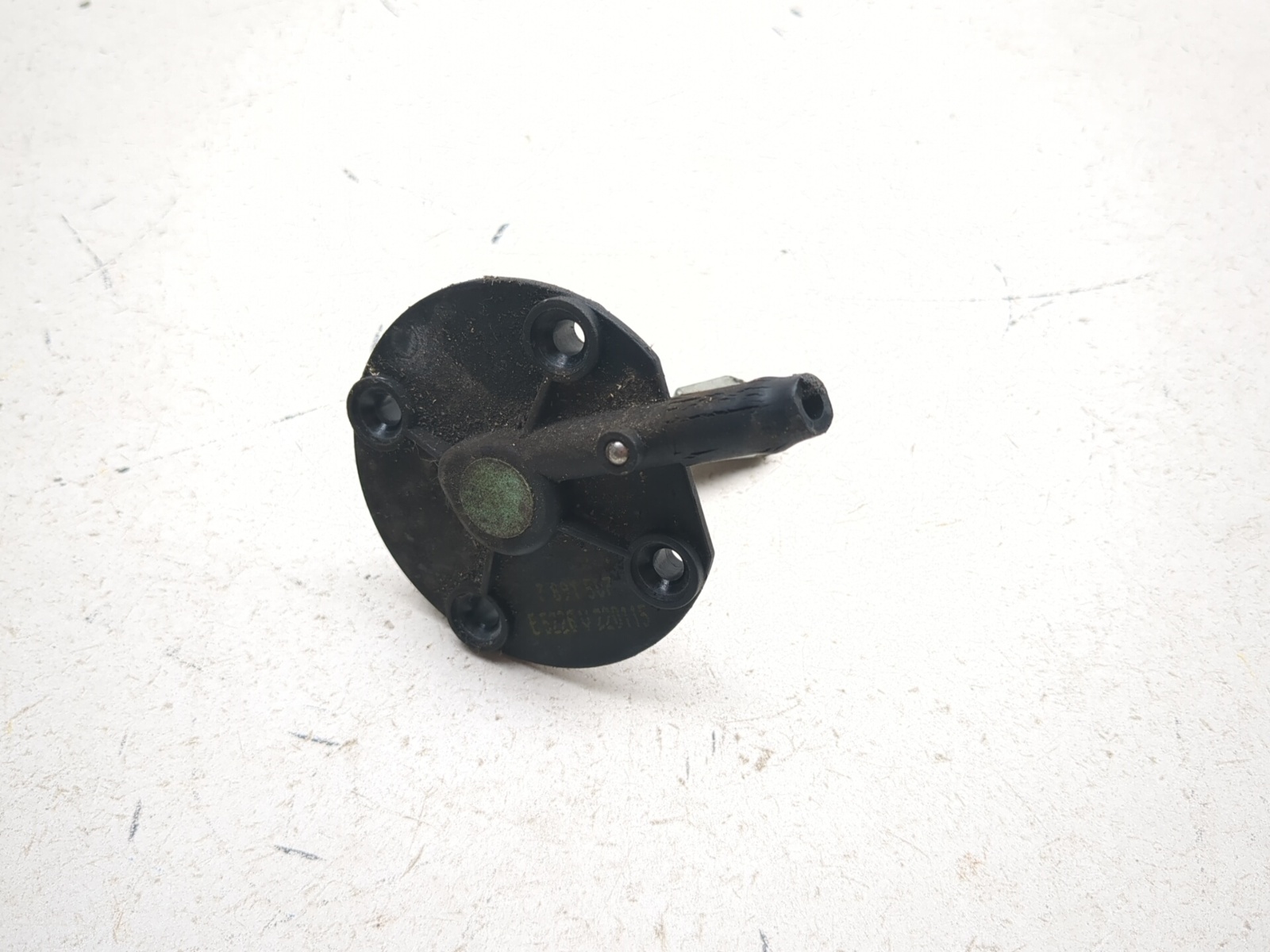 専用ページ170 13-18 BMW F800GS Adventure Rear Right Fuel Tank Cap Cover Neck