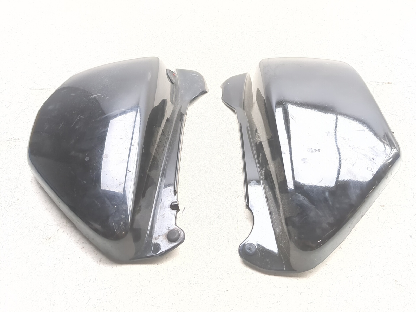 94-03 Honda Magna 750 VF750C Left Right Side Cover Set 83750-MZ5