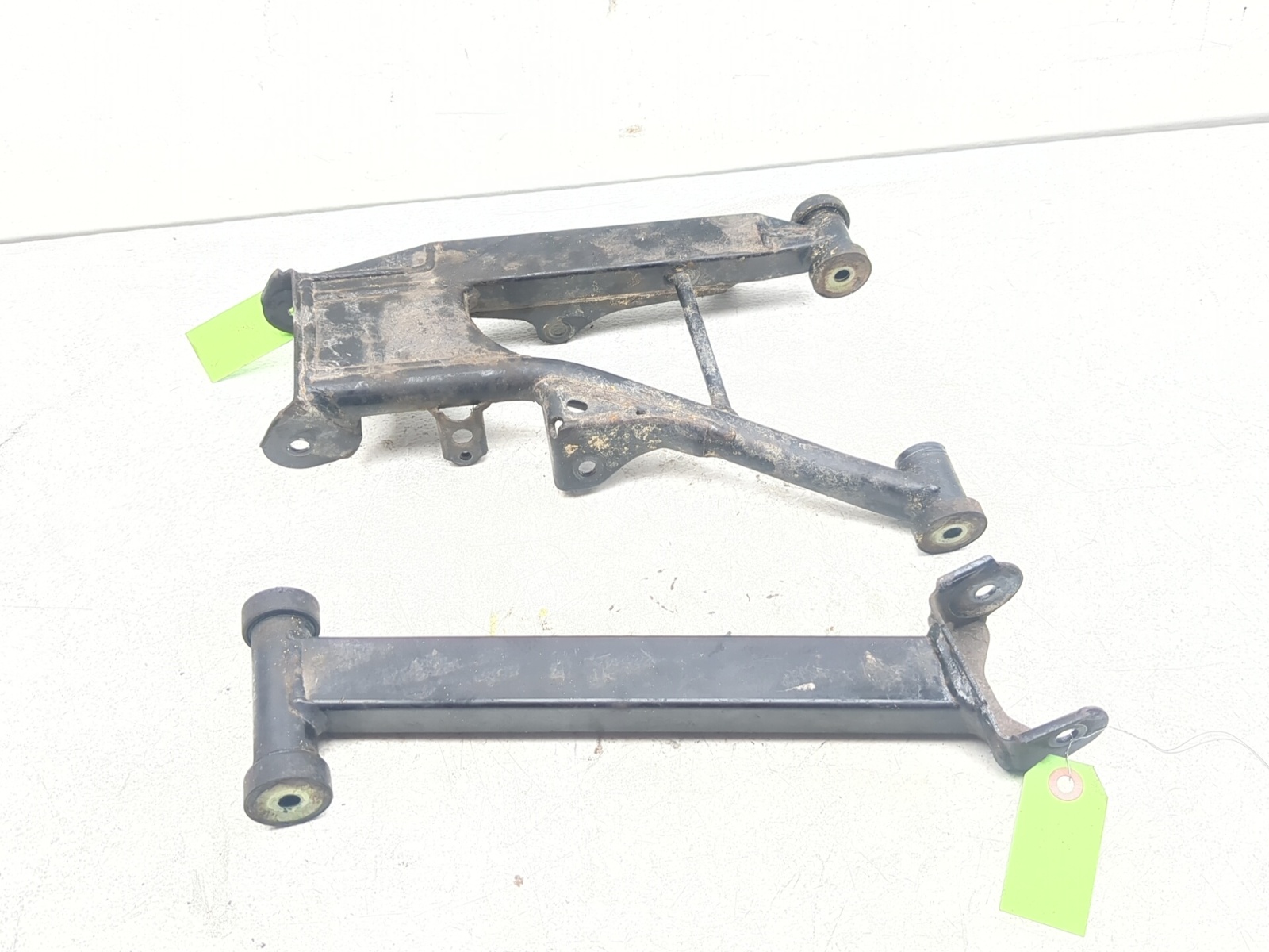 08-24 Suzuki KingQuad 750 AXI Rear Left Upper Lower Control Arm