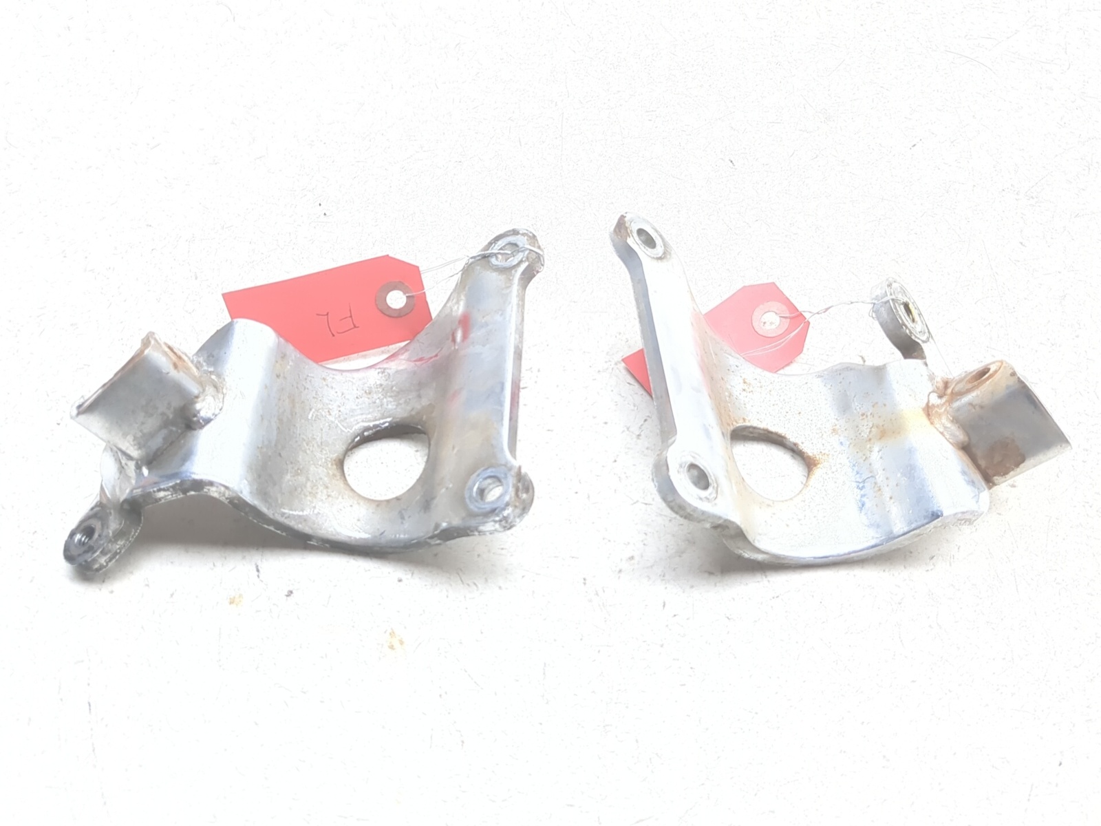 94-03 Honda Magna 750 VF750C Rear Left Right Passenger Foot Peg Bracket Set