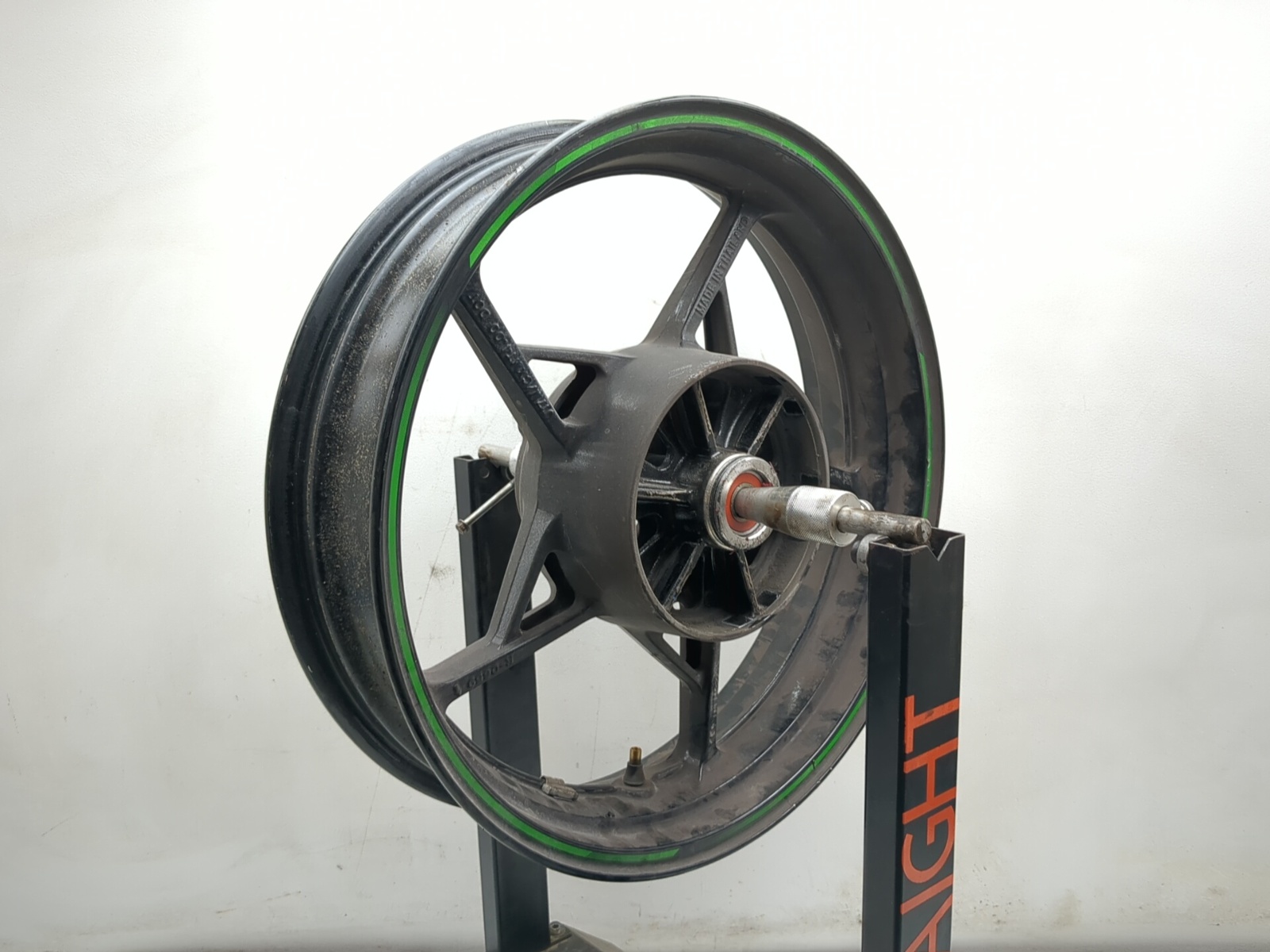 18-26 Kawasaki Ninja 400 EX400 Rear Wheel Rim 17X4.00 STRAIGHT