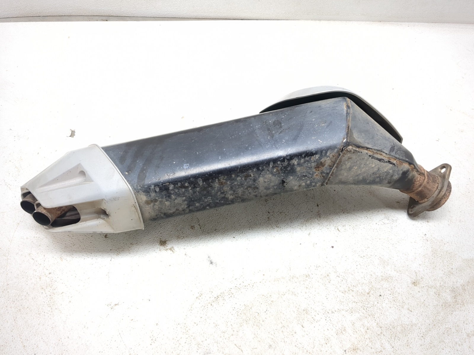 10-13 Can Am Spyder RT-S SE5 Rear Right Exhaust Muffler 707601704