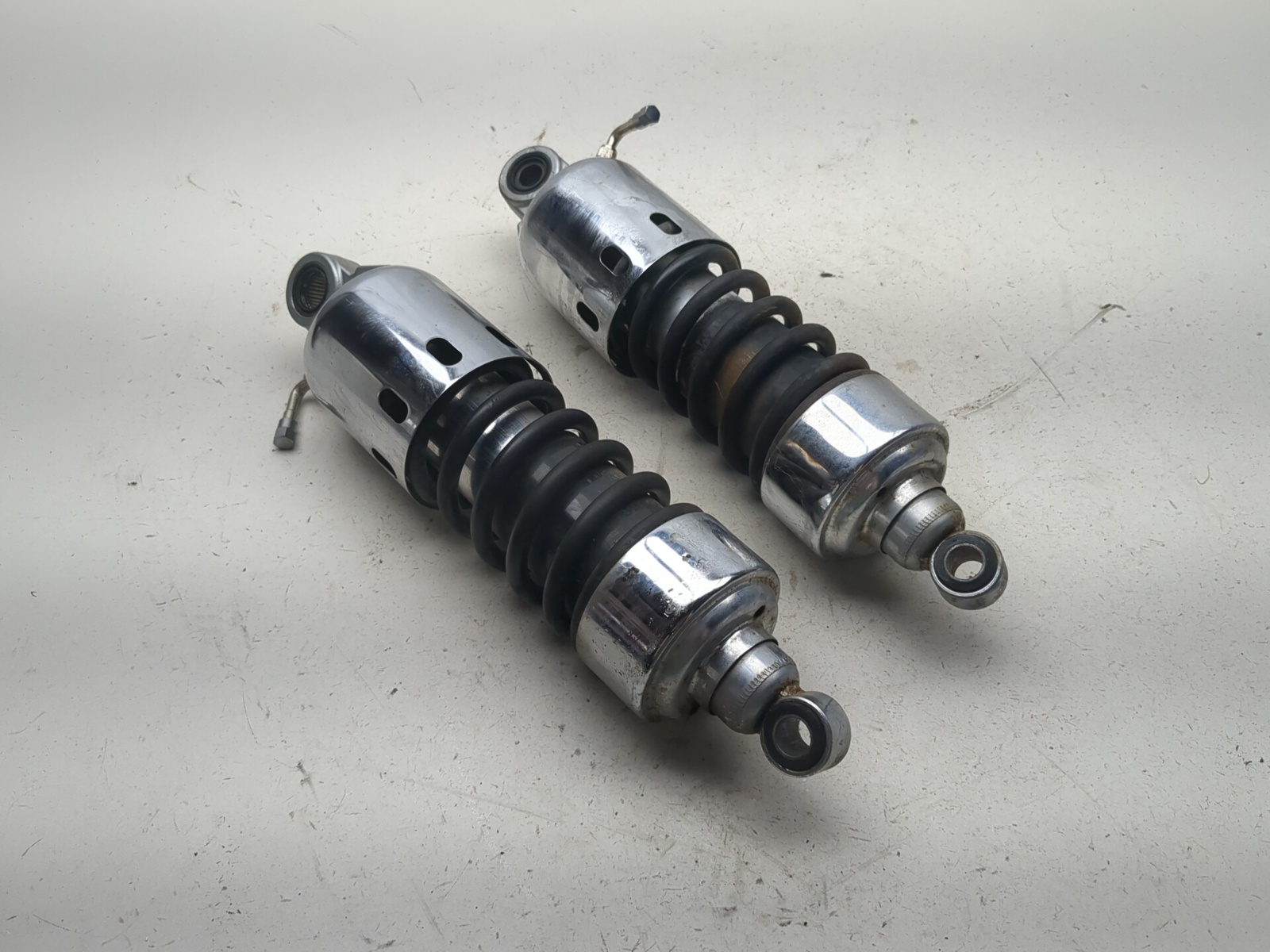05-08 Kawasaki VN1600 Vulcan Nomad Rear Left Right Shock Absorber