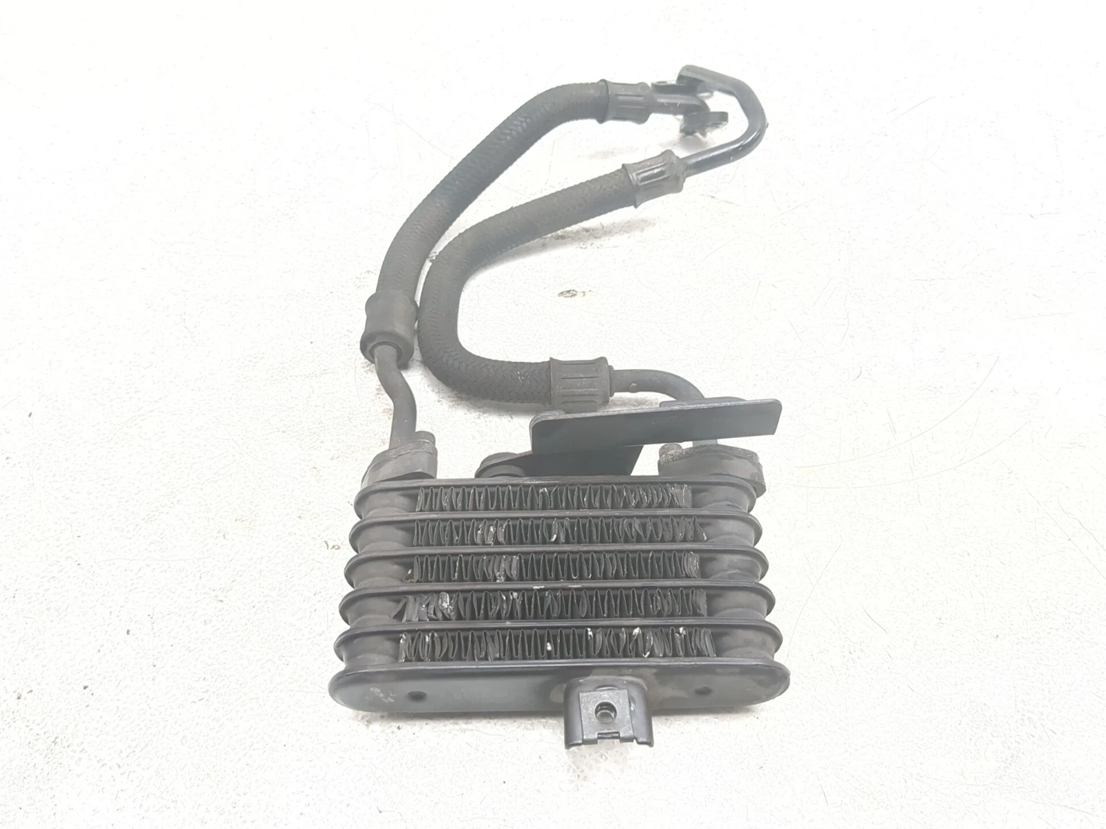 06-14 Yamaha Stratoliner Roadliner XV1900 A Front Oil Cooler - Sun