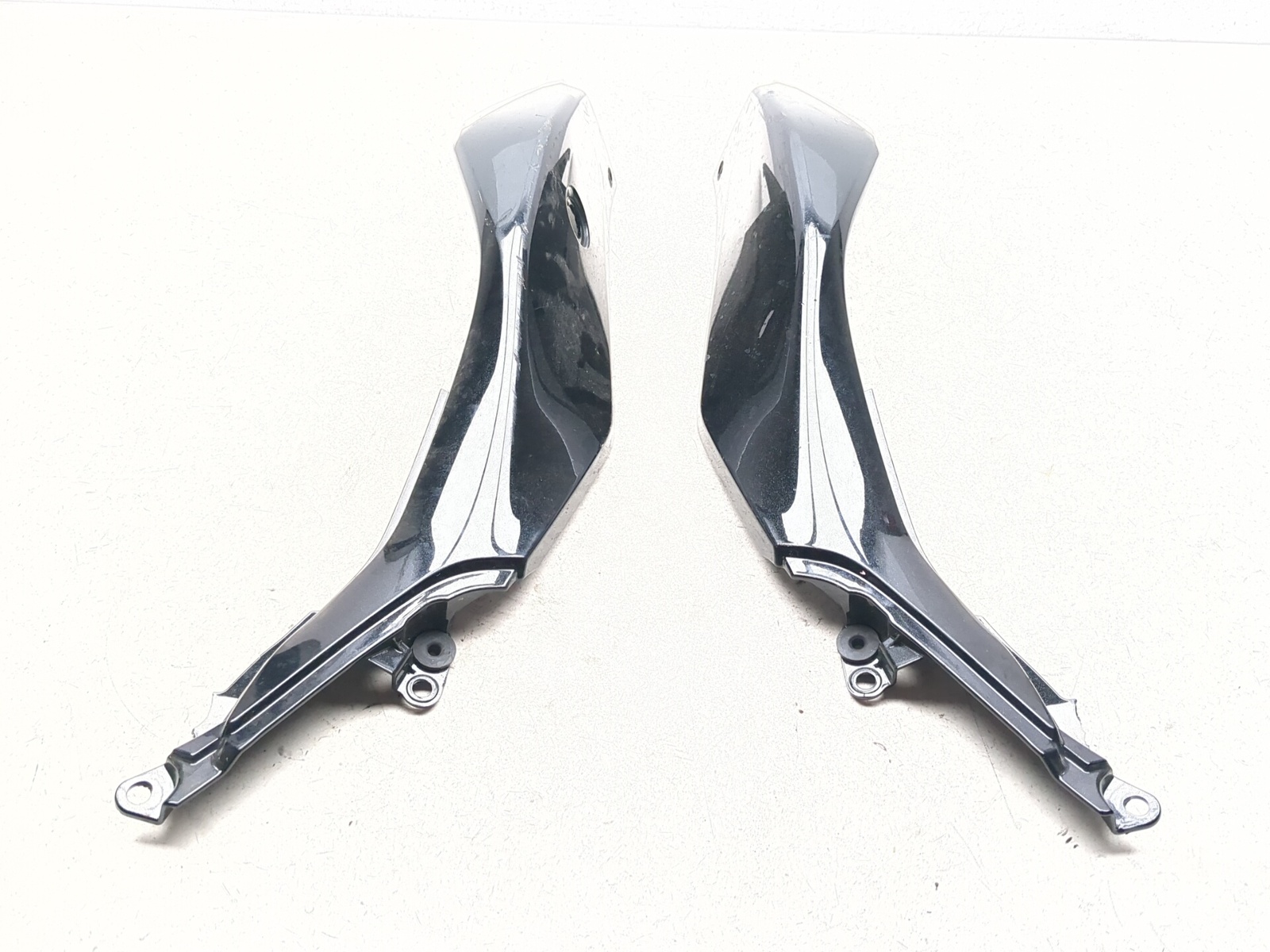 24-26 Kawasaki Ninja EX500 Left Right Tail Fairing Side Panel Set