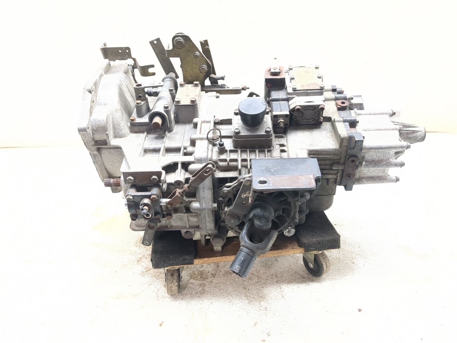 ★売却済み 06-10 Kubtoa RTV 900 Rear Transmission HST Gears Gearbox Assembly