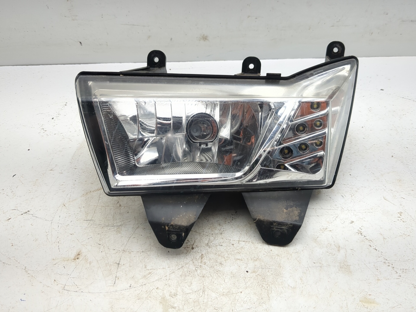 14-22 Kymco UXV700i UXV 700 Front Left Headlight 33150-ALC1-E000