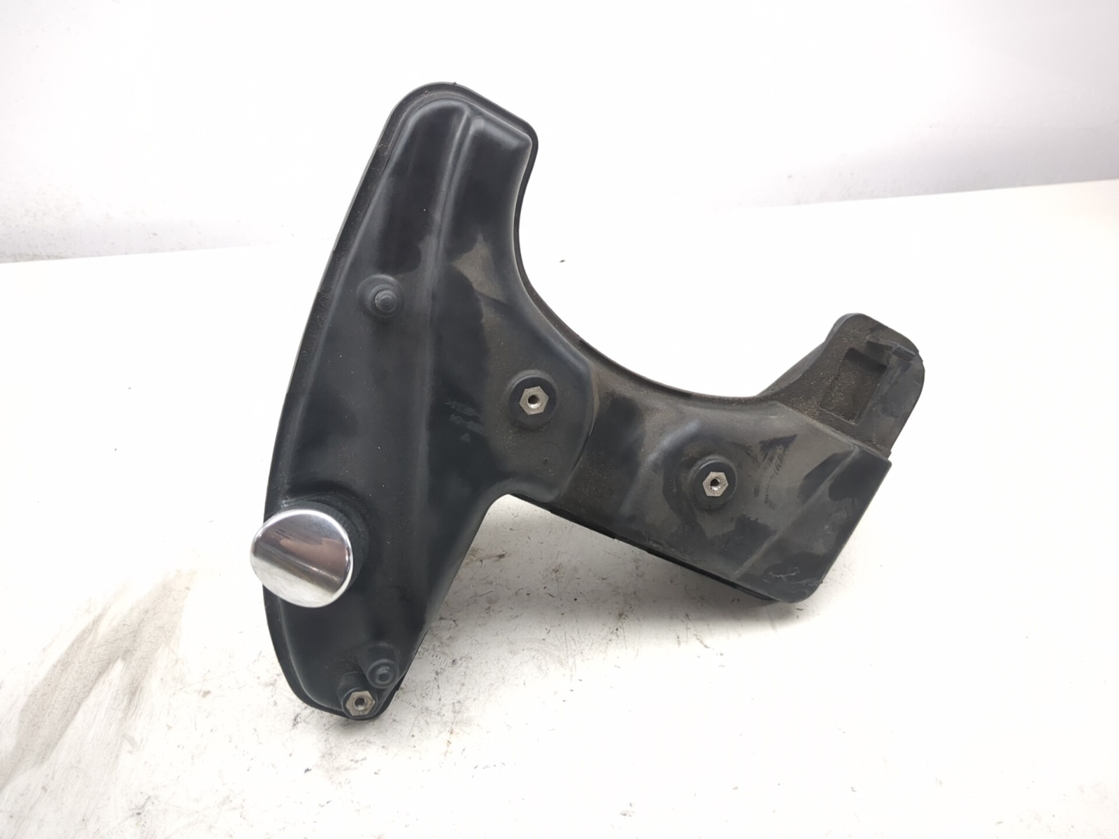 04-06 Harley Sportster 1200 Custom XL1200C Rear Right Oil Tank
