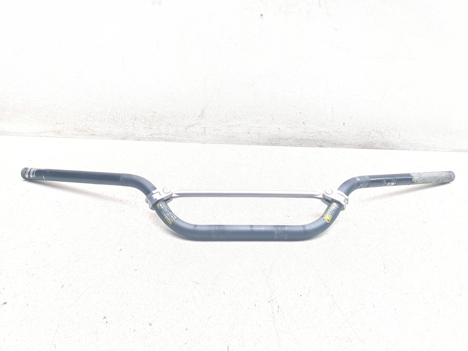 04-11 Suzuki V Strom DL650 DL650A Front Handlebars STRAIGHT
