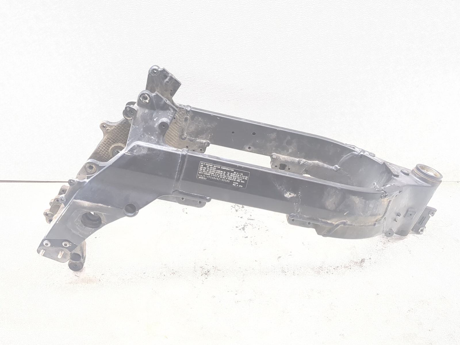 04-11 Suzuki V Strom DL650 DL650A Main Frame Chassis STRAIGHT CLN