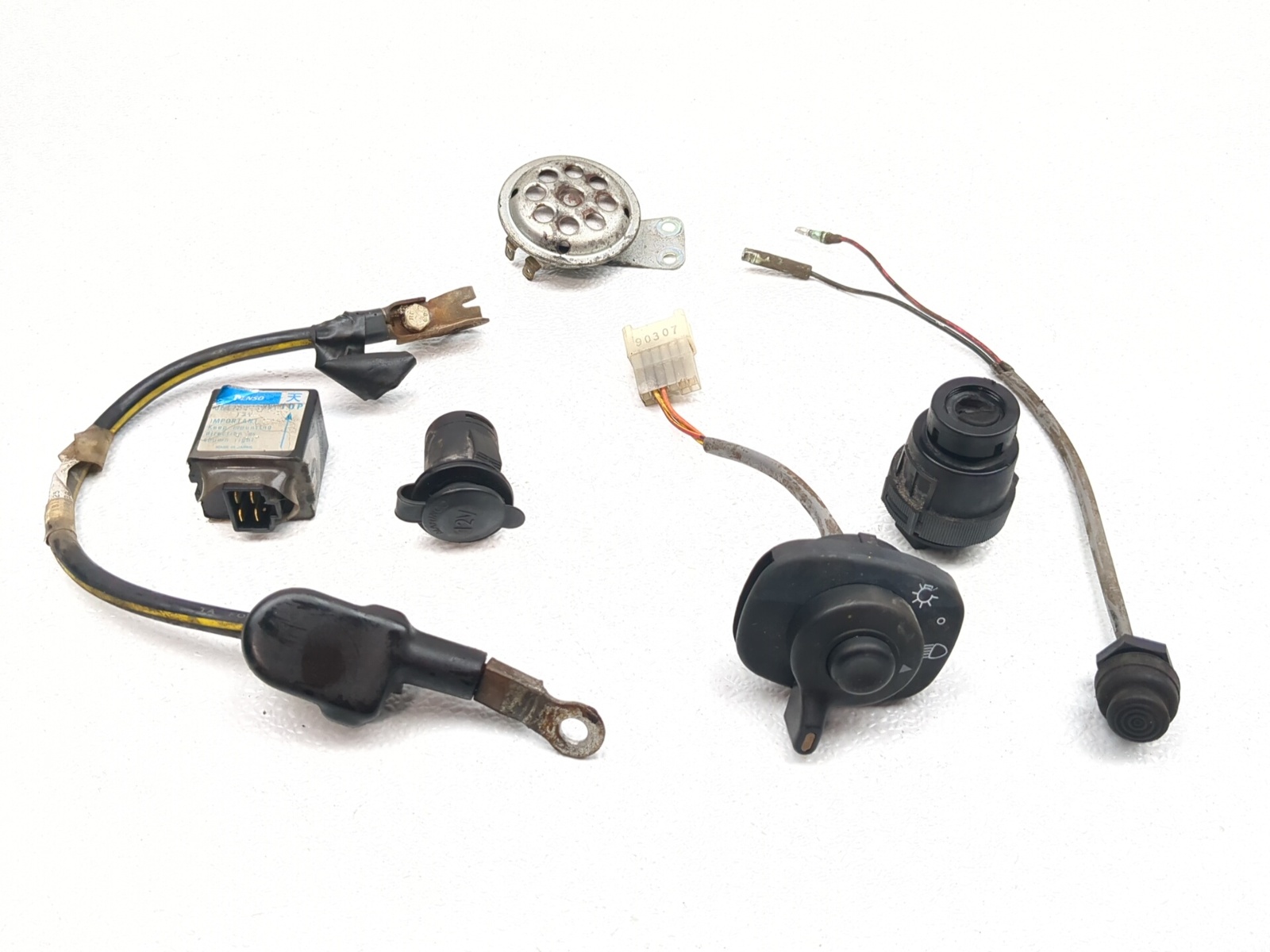 14-25 Kubota RTV X900 RTV 900 Ignition Horn Relay Socket Cable no