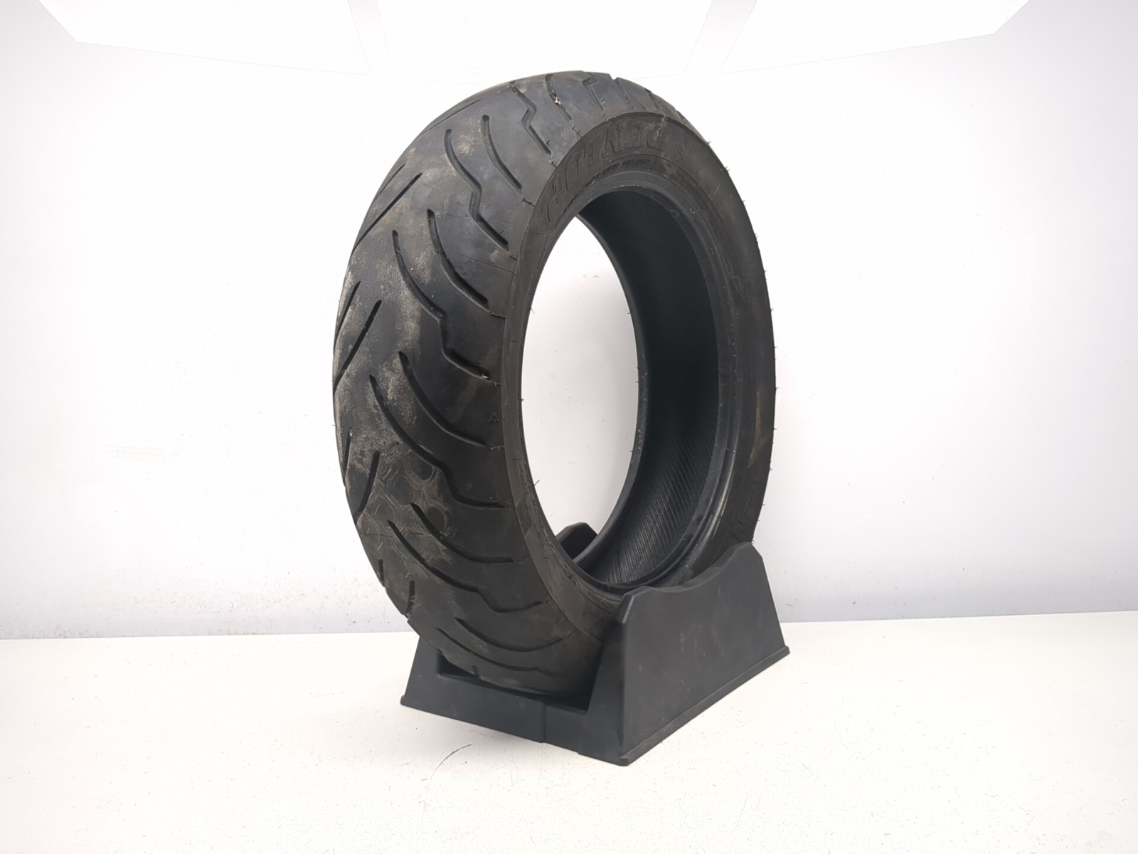 Dunlop American Elite D421 Rear Tire 180/65B16 - Sun Coast Cycle