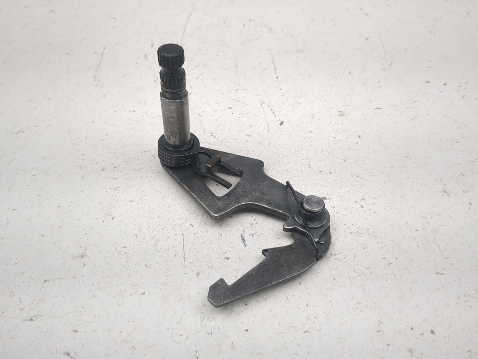10-13 Harley Davidson Road Glide FLTRX Gear Shift Pawl 35081-06