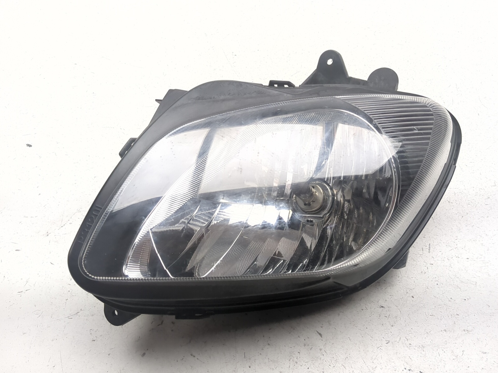 03-12 Suzuki Burgman AN650 Front Left Headlight 35300-10G31-999