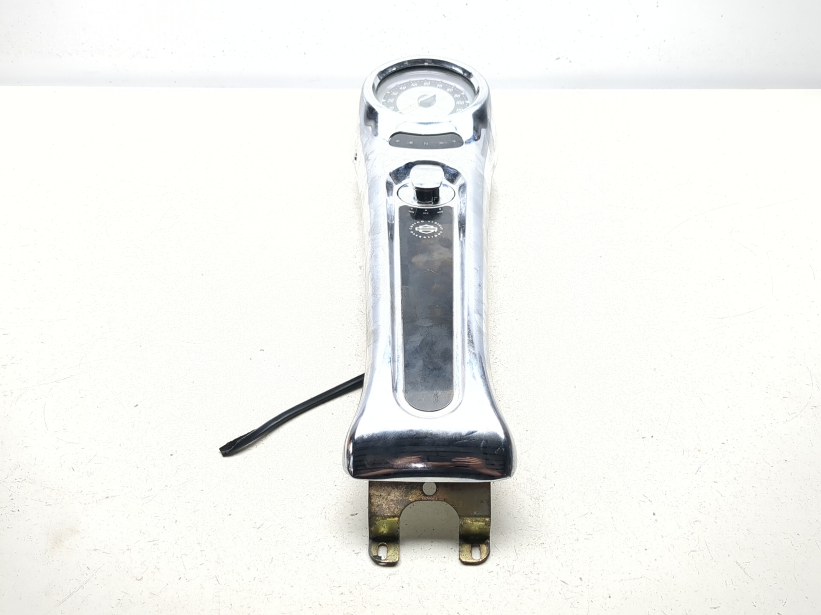 03-04 Harley HD Softail Deuce Screamin' Eagle FXSTDSE Gas Tank Console 71439-00