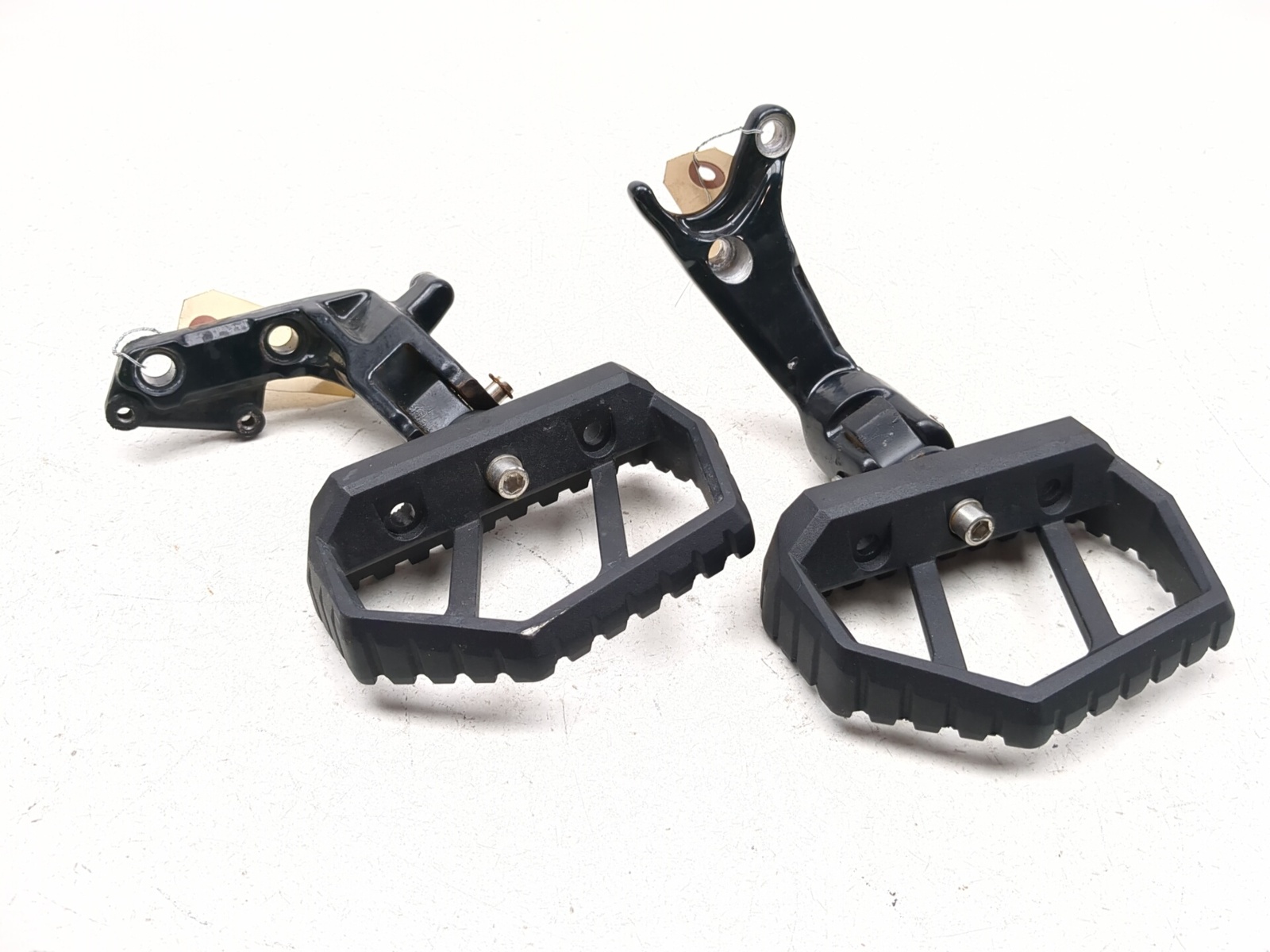 16-17 Victory Octane Front Left Right Kuryakyn Riot Mini Board Set