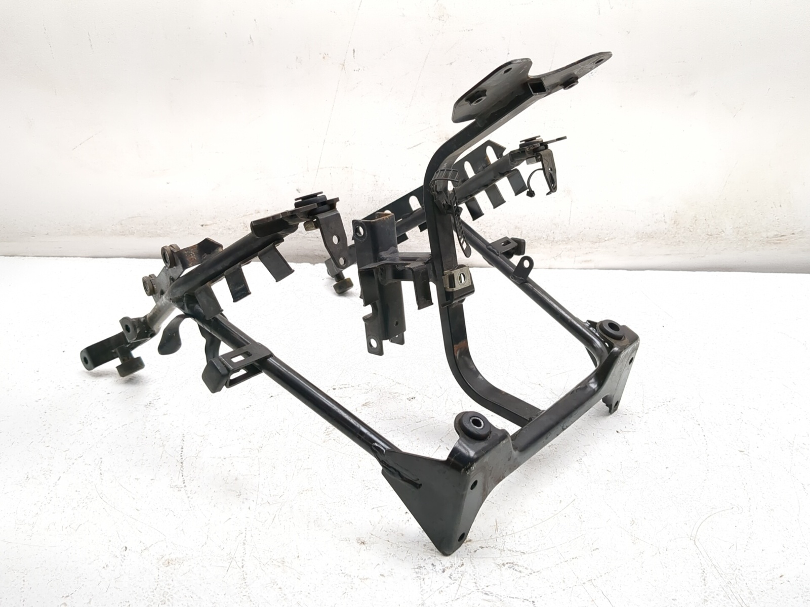 11-16 Moto Guzzi Stelvio 1200 NTX Front Headlight Stay Mount Bracket 886646