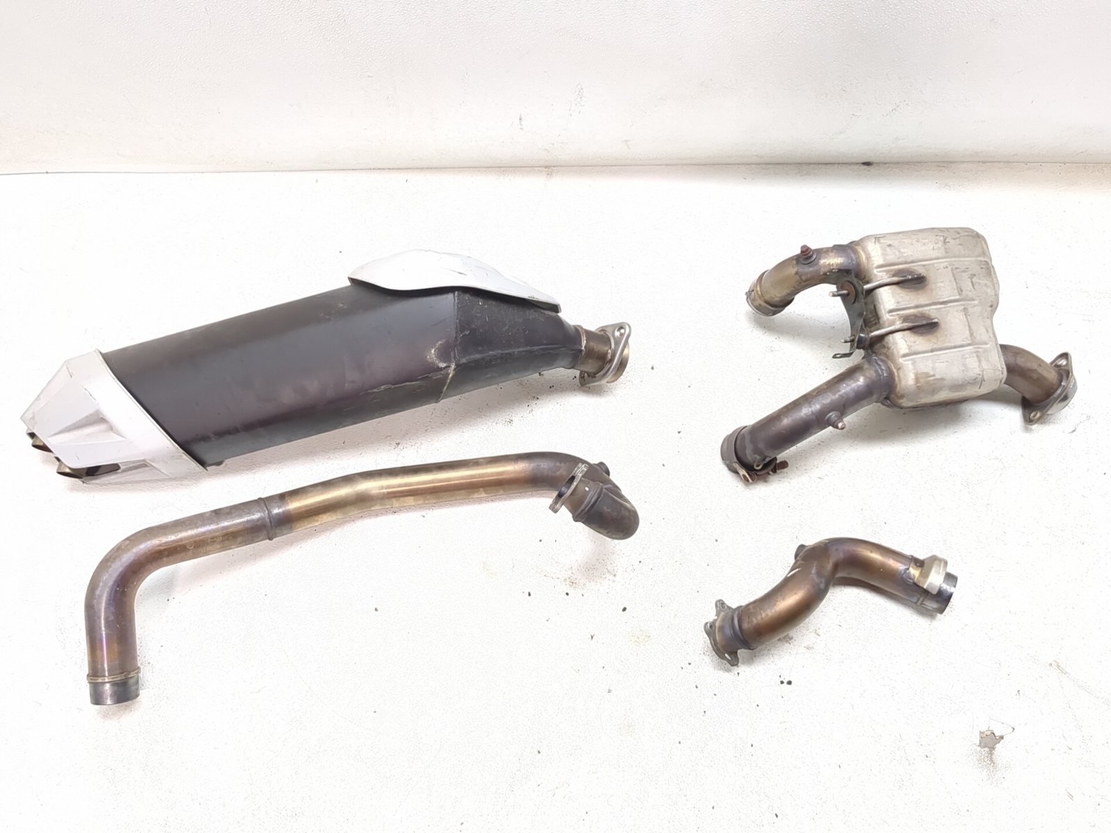 mana 10-13 Can-Am Spyder RT Full Exhaust Muffler System Set 707600635