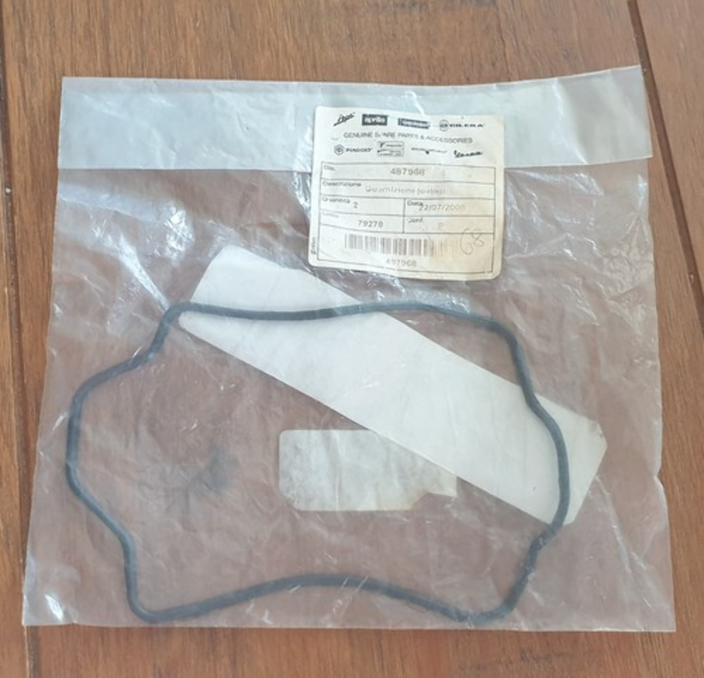 01-24 Piaggio Vespa Aprilia Derbi Engine Valve Cylinder Head Cover Gasket 487968
