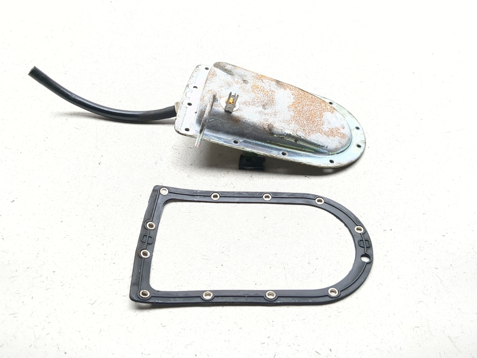 dyna-ita 06-14 Harley FXDC Dyna Super Glide Custom Fuel Pump Top Plate