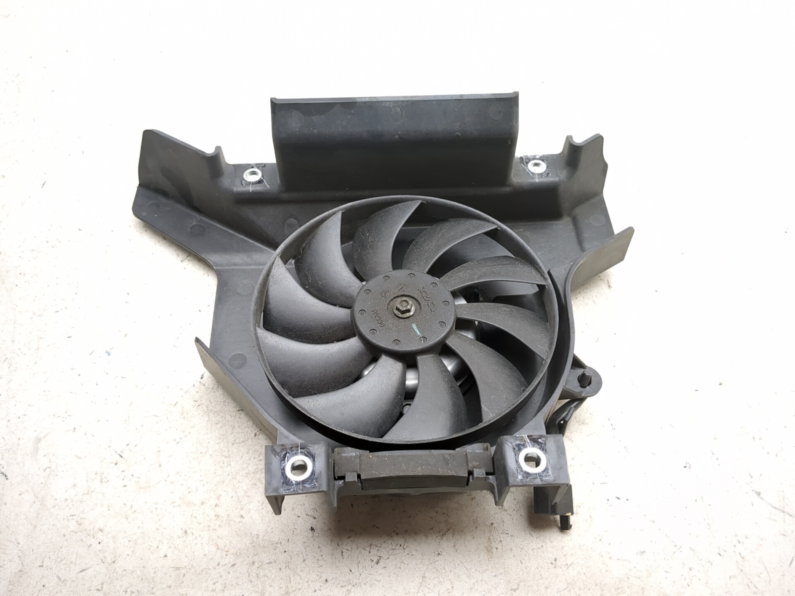 18-26 Kawasaki Ninja 400 EX400 Front Radiator Cooling Fan 59502
