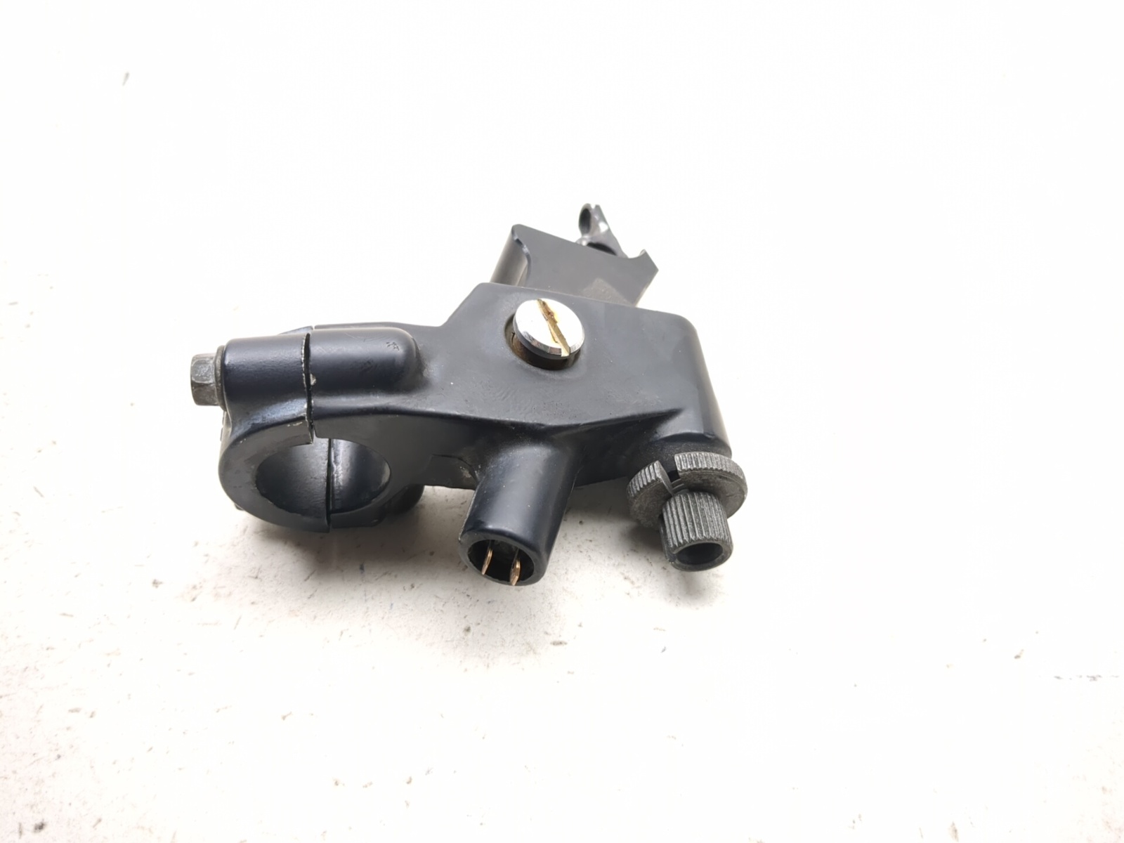 01-06 Honda CBR 600 F4i Front Left Clutch Perch 53172-MBW-000