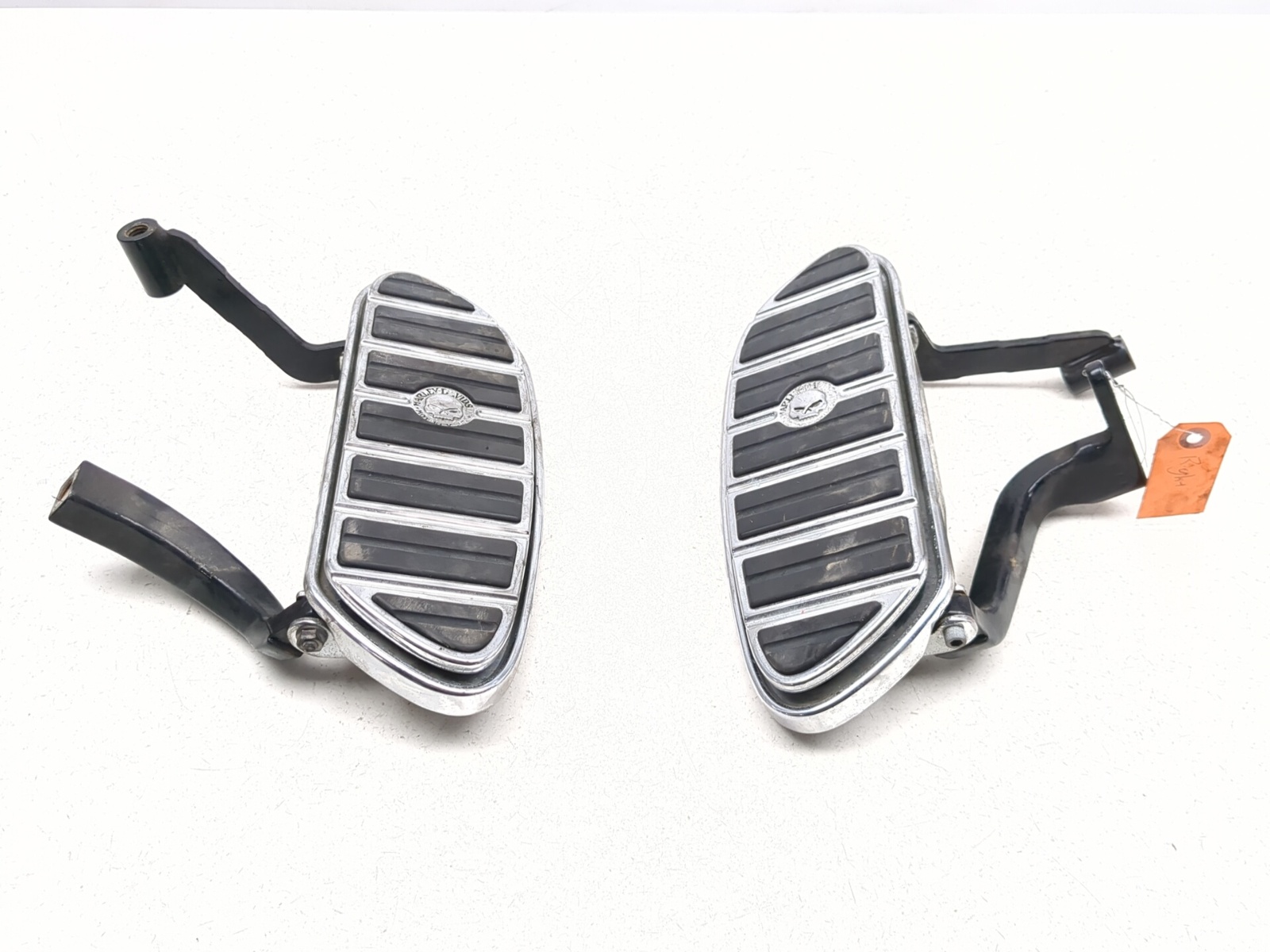 04-06 Harley Road King Custom FLHRSI Rear Left Right Passenger Floorboard Set