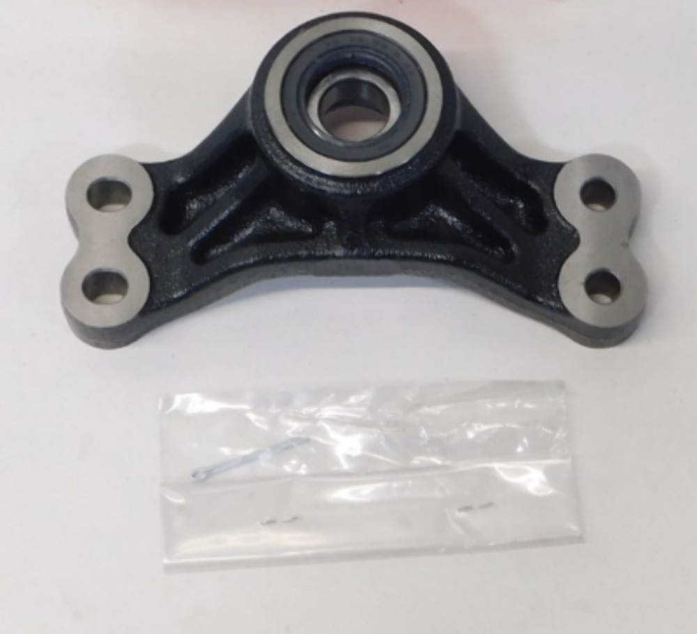 リクエスト 87-24 Yamaha Grizzly Kodiak Steering Bracket Assembly 90891-60111