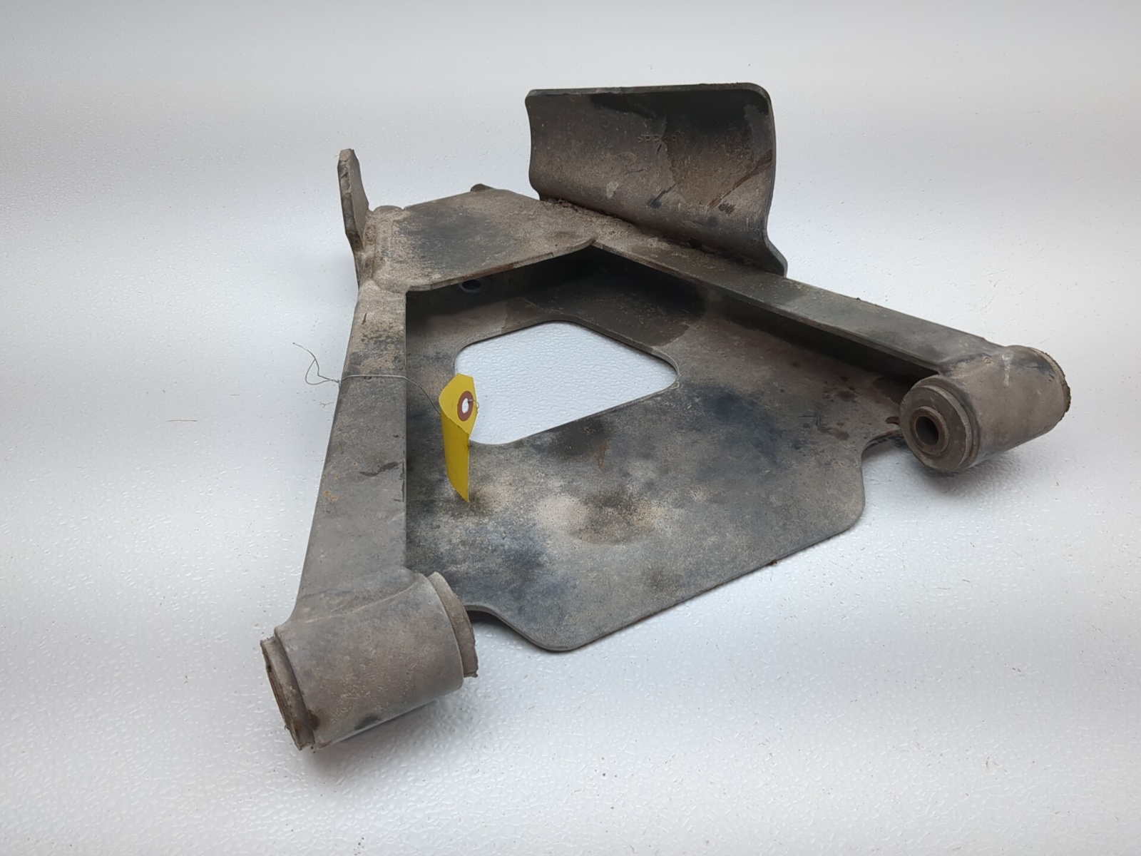 08-21 Kubota RTV 500 RTV500 4X4 Front Left Lower Control Arm K7311-18612