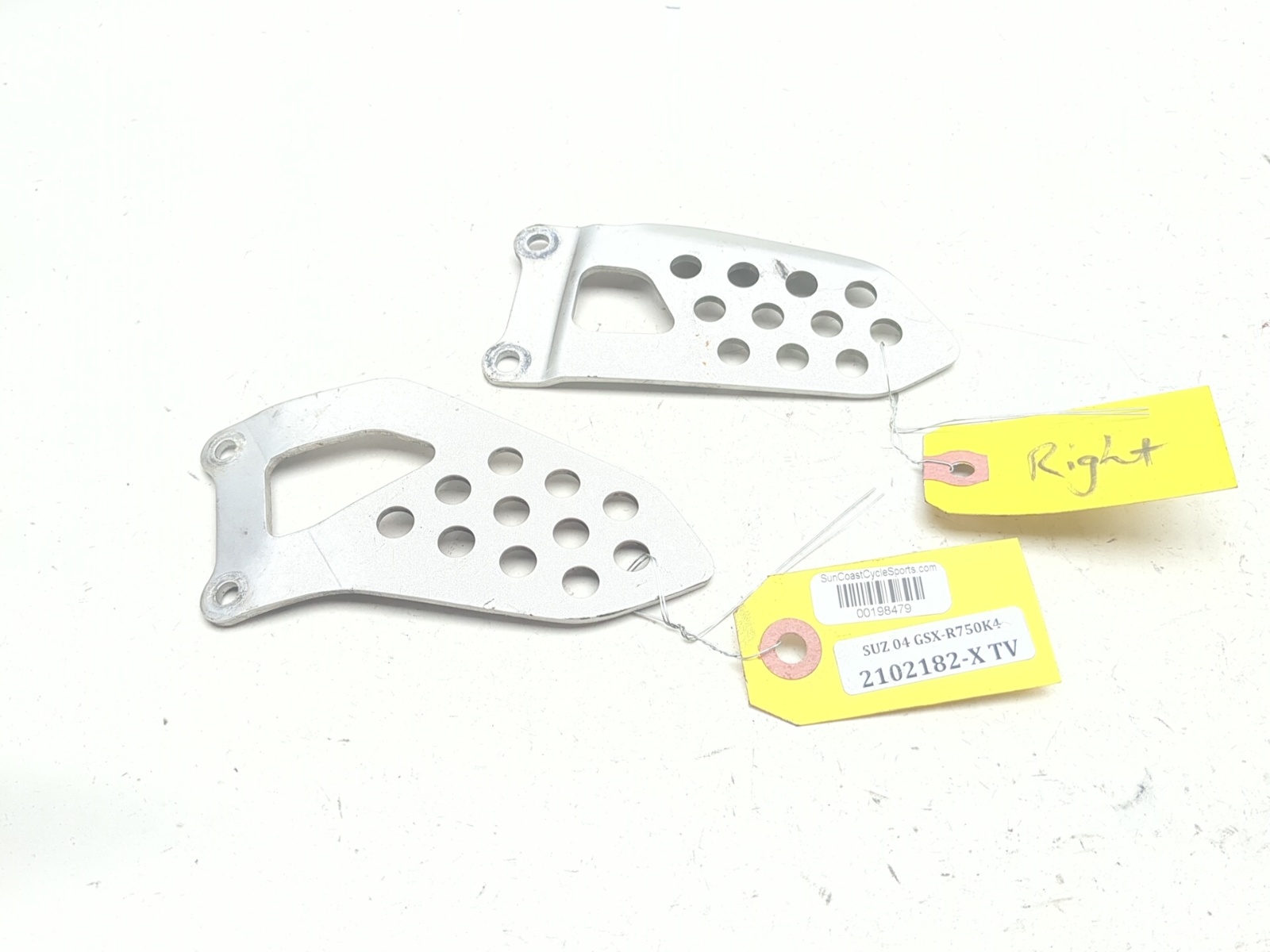 04 05 Suzuki GSXR 600 750 Left & Right Heel Guard Set Rear - Sun