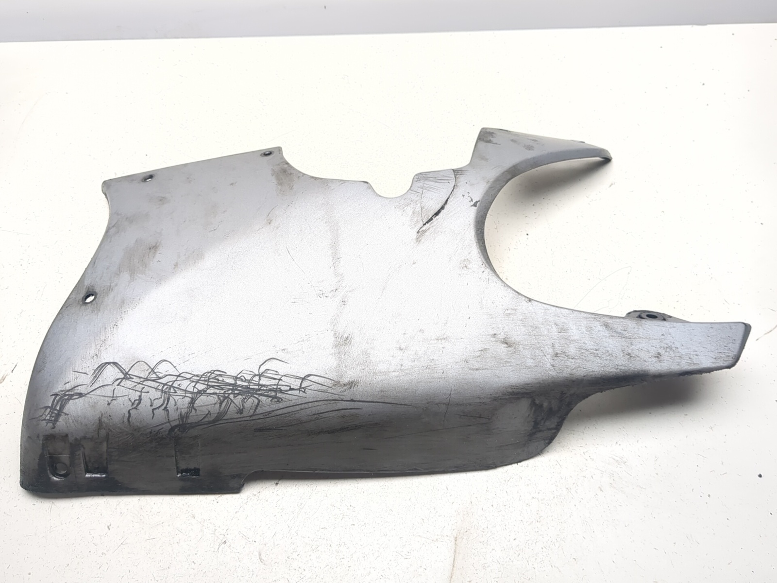 98-06 Suzuki Katana GSX 600 750 Lower Left Under Fairing Cowl Body