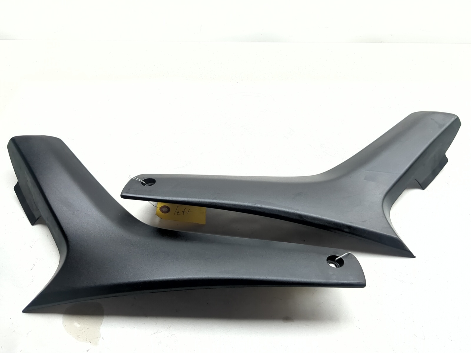 07-11 Suzuki V Strom DL650 Left Right Frame Cover Side Panels Set 47111-06G00